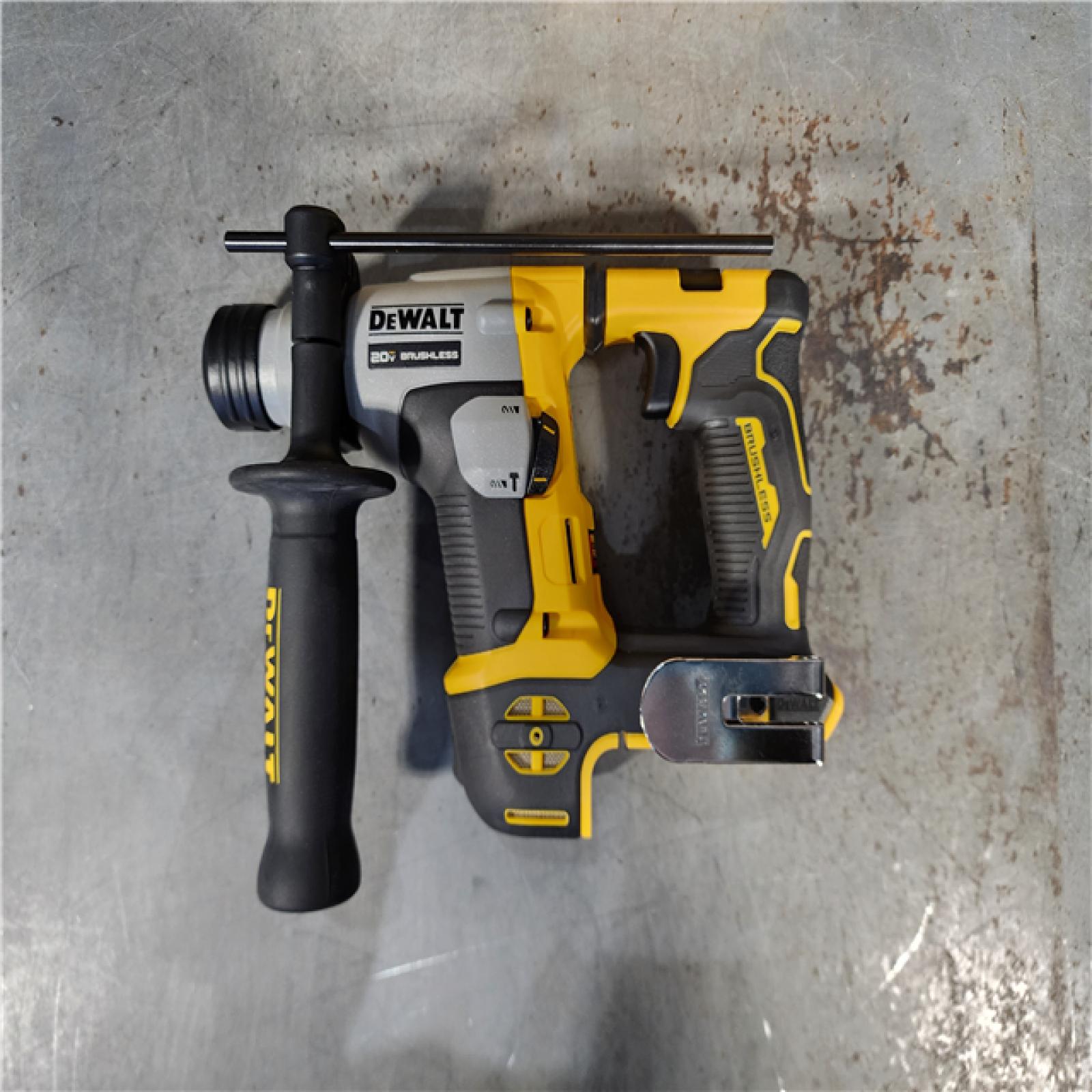 HOUSTON LOCATION - AS-IS (APPEARS LIKE NEW) Dewalt DCH172B MAX Atomic 20V 5/8 Inch Brushless Cordless SDS Plus Rotary Hammer (Tool Only)