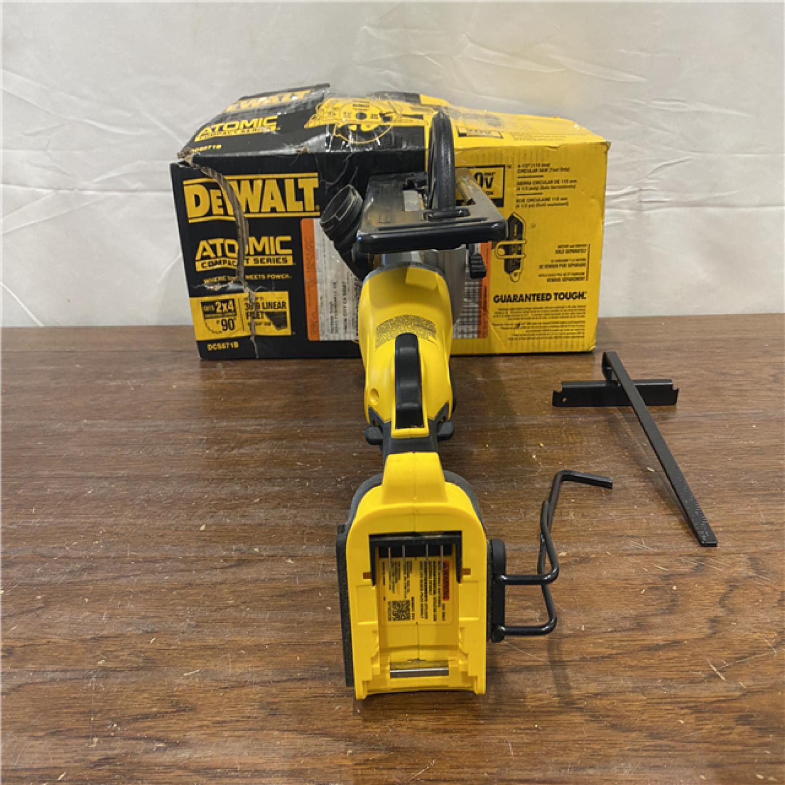 AS-IS DEWALT ATOMIC 20V MAX Cordless Brushless 4-1/2 in. Circular Saw (Tool Only)