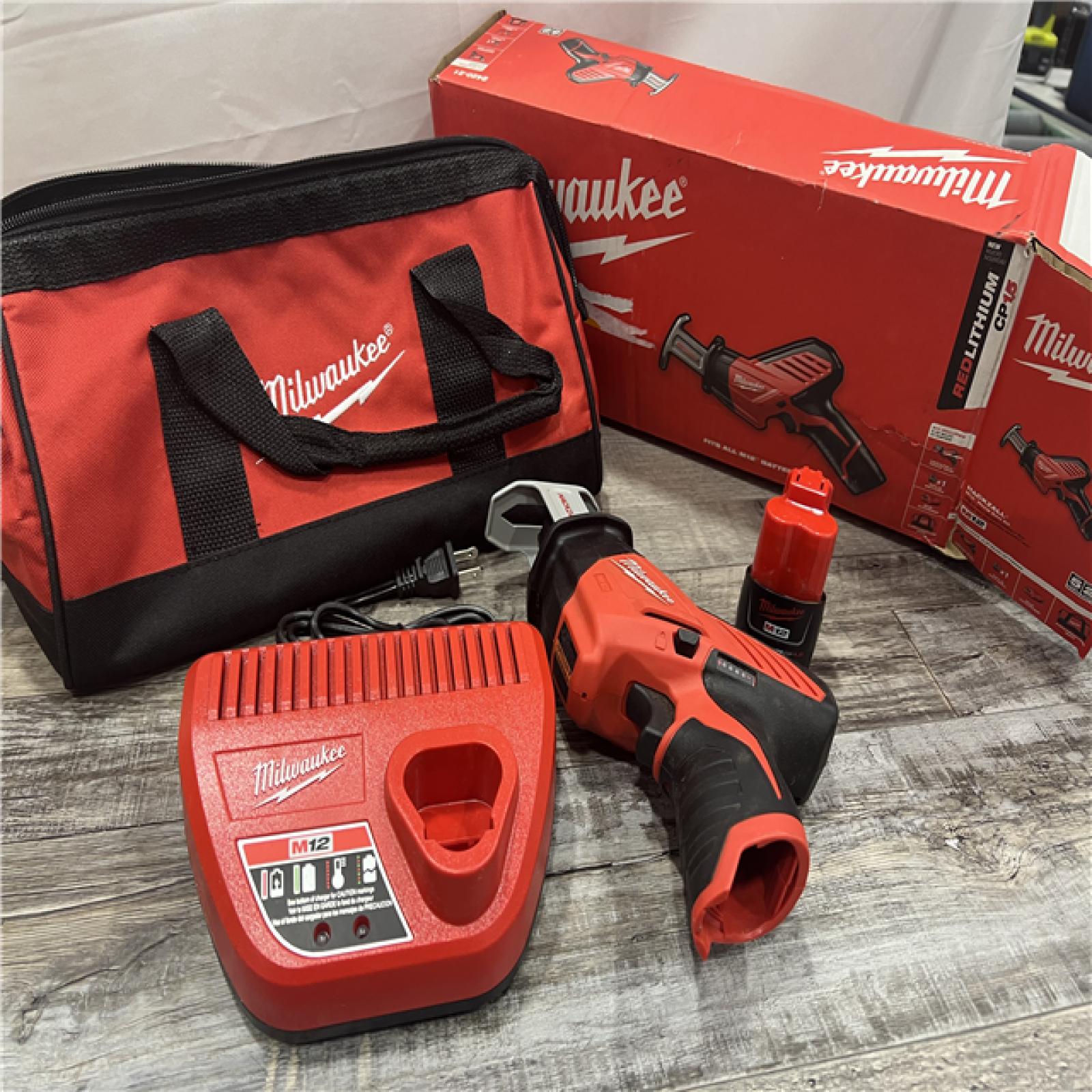 AS-IS Milwaukee M12 12V Brushed Cordless HACKZALL Reciprocating Saw Kit