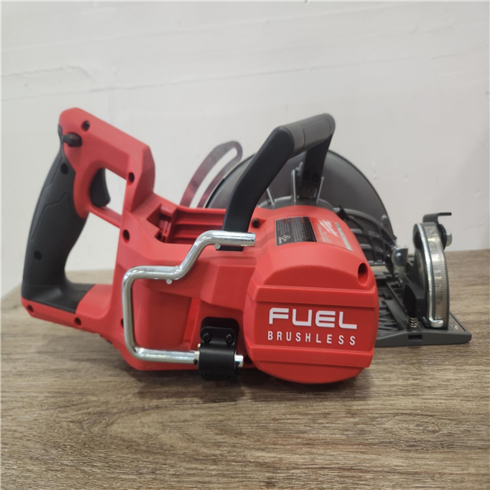 Phoenix Location NEW Milwaukee M18 FUEL 18V Lithium-Ion Cordless 7-1/4 in. Rear Handle Circular Saw (Tool-Only)