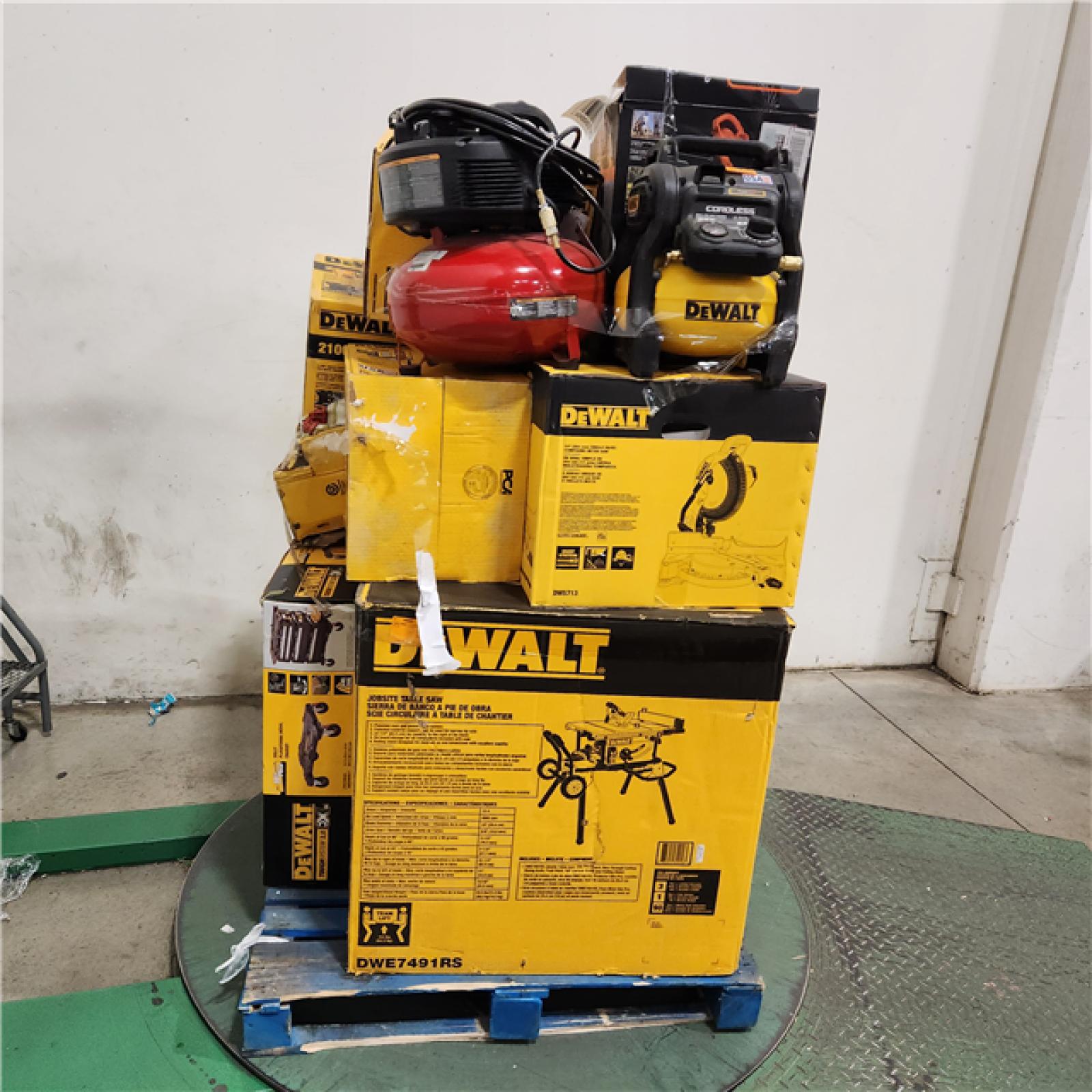 Dallas Location - As-Is DEWALT Tool Pallet