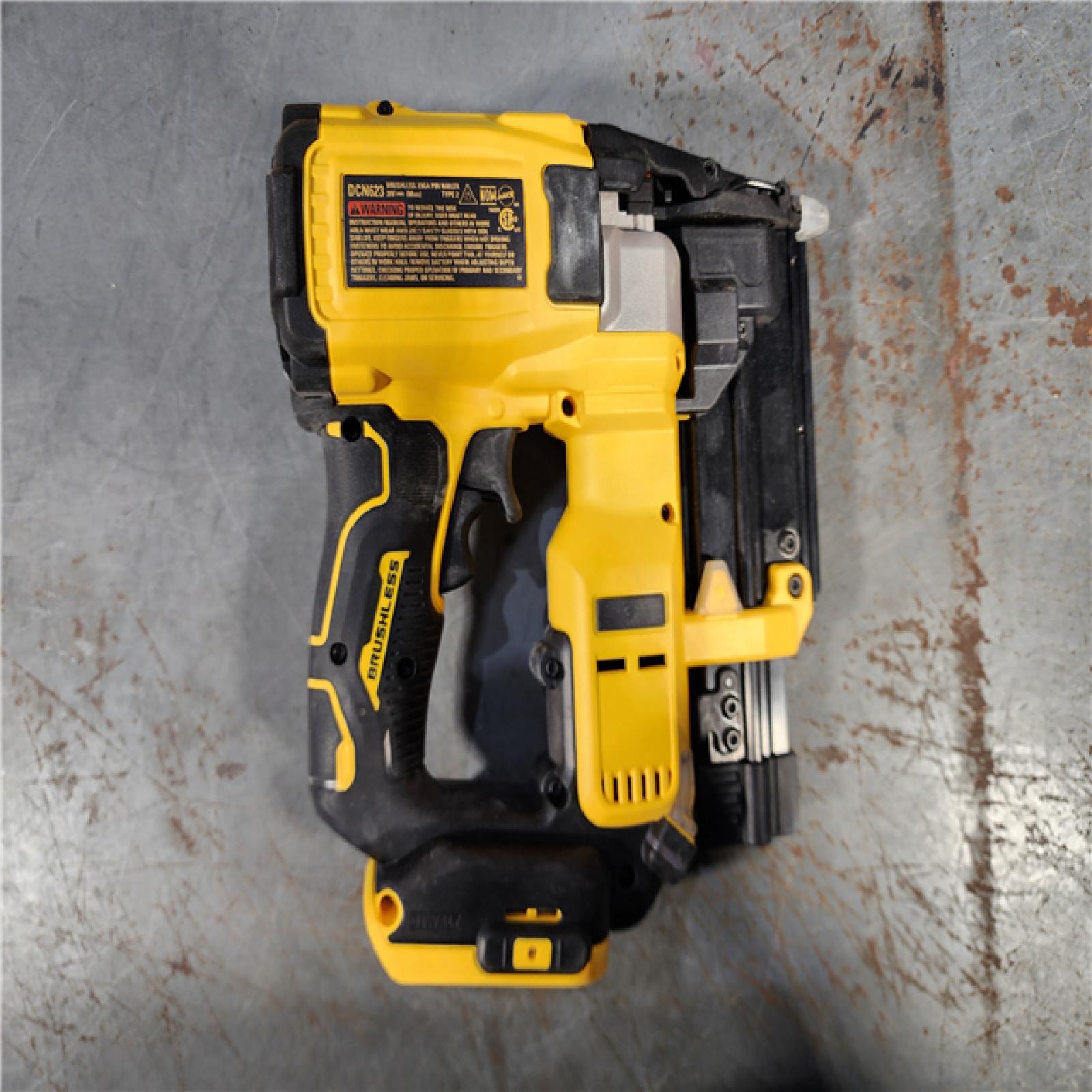 HOUSTON LOCATION - AS-IS DEWALT ATOMIC 20V MAX Lithium Ion Cordless 23 Gauge Pin Nailer Kit with 2.0Ah Battery and Charger