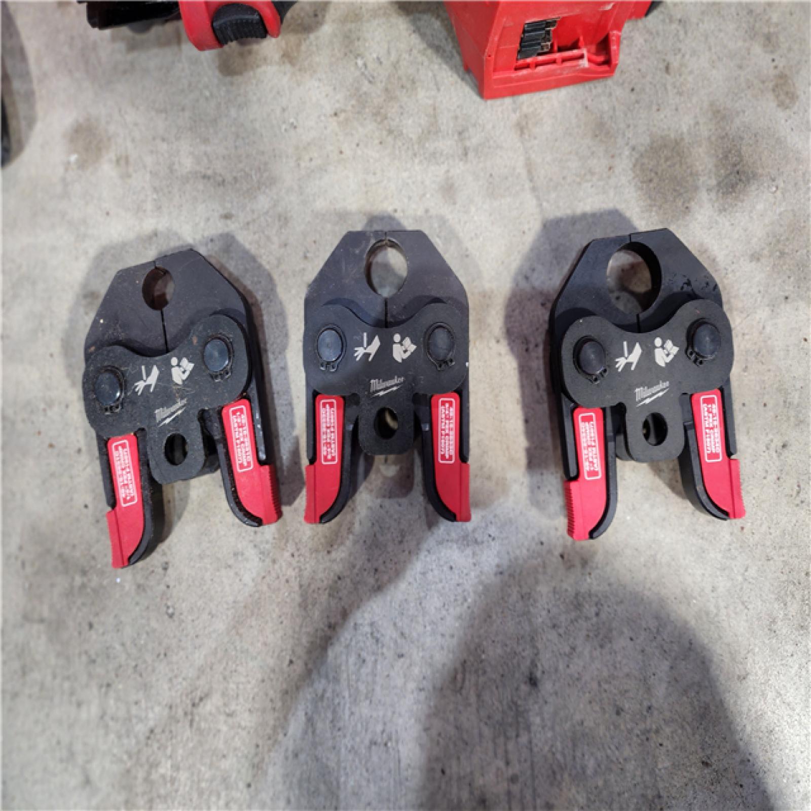 HOUSTON LOCATION - AS-IS M18 18V Lithium-Ion Cordless Short Throw Press Tool Kit with 3 PEX Crimp Jaws (2) 2.0 Ah Batteries and Charger