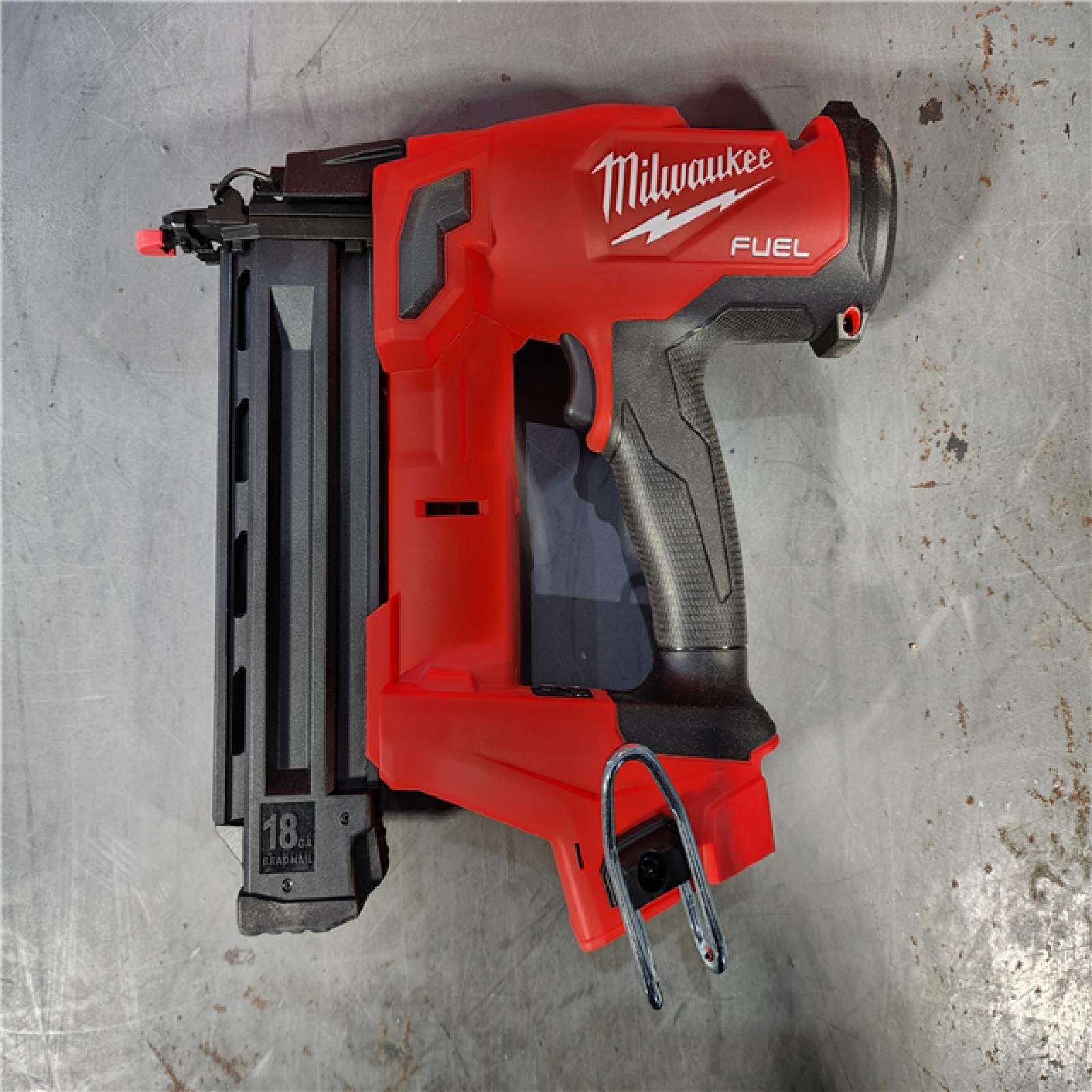 HOUSTON LOCATION - AS-IS (APPEARS LIKE NEW) Milwaukee M18 Fuel 18V Brushless 18-Gauge Brad Nailer 2746-20 (Bare Tool)