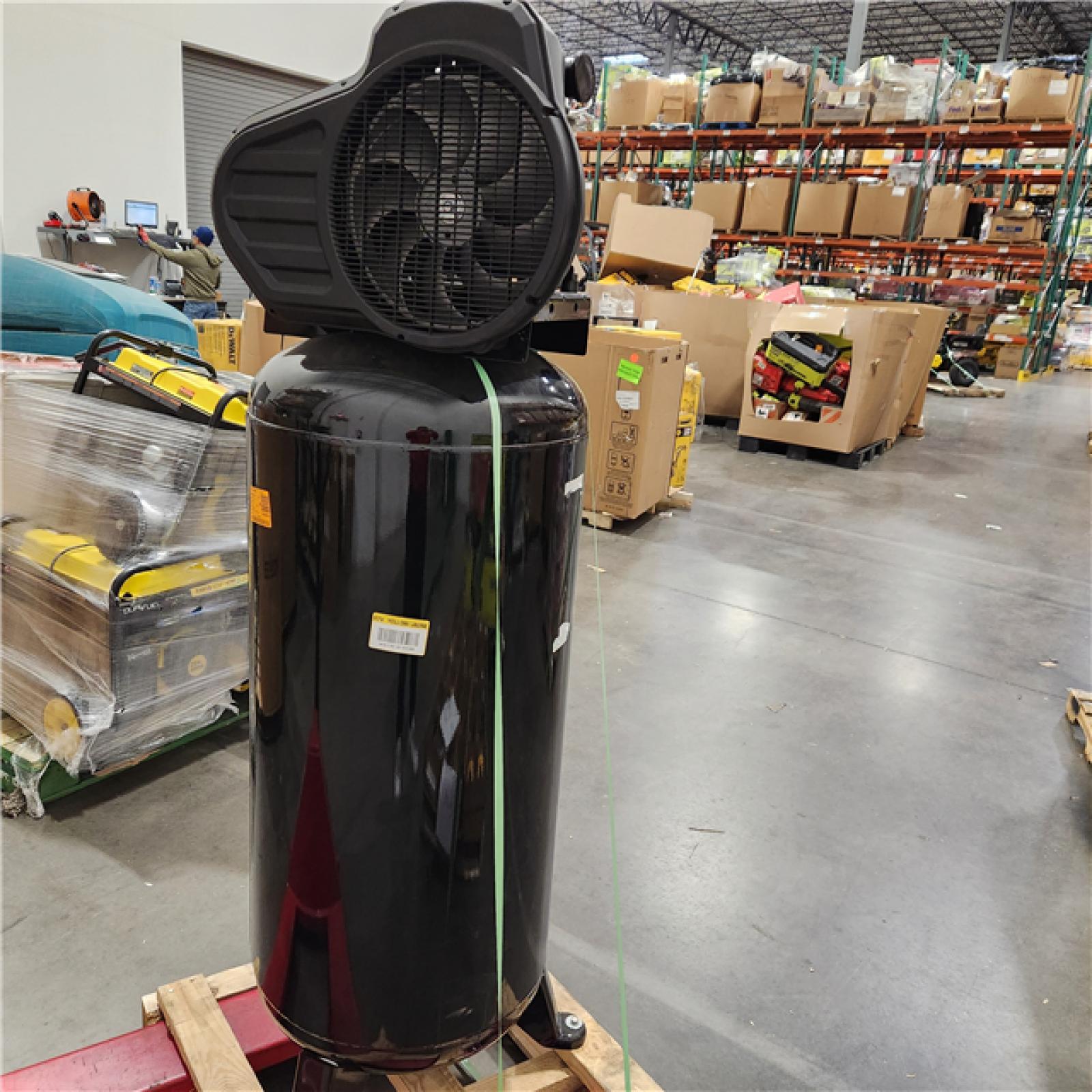 Dallas Location - As-Is Husky C603H Stationary Electric Air Compressor