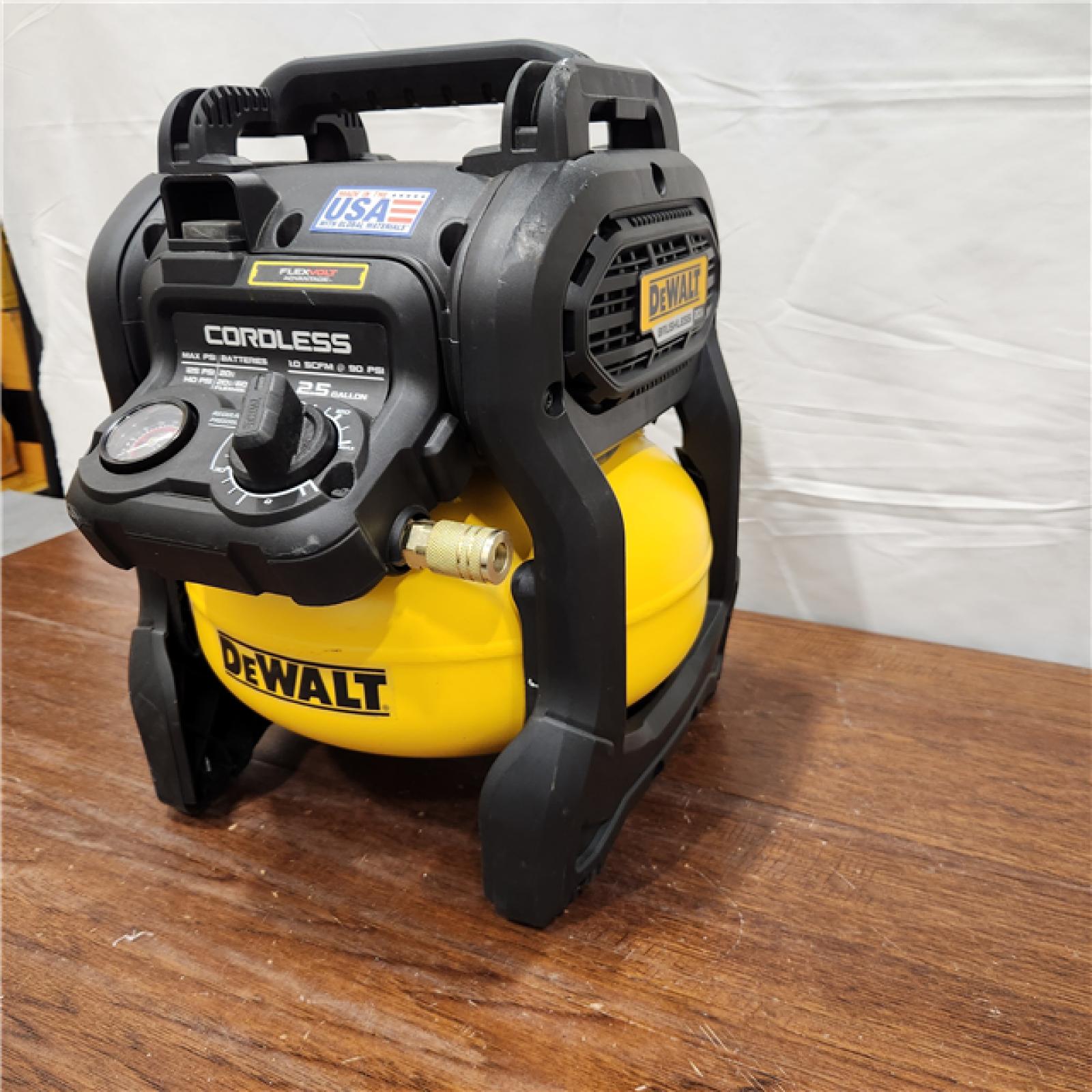 AS-IS DEWALT 20V MAX* 2-1/2 Gal. Brushless Cordless Air Compressor