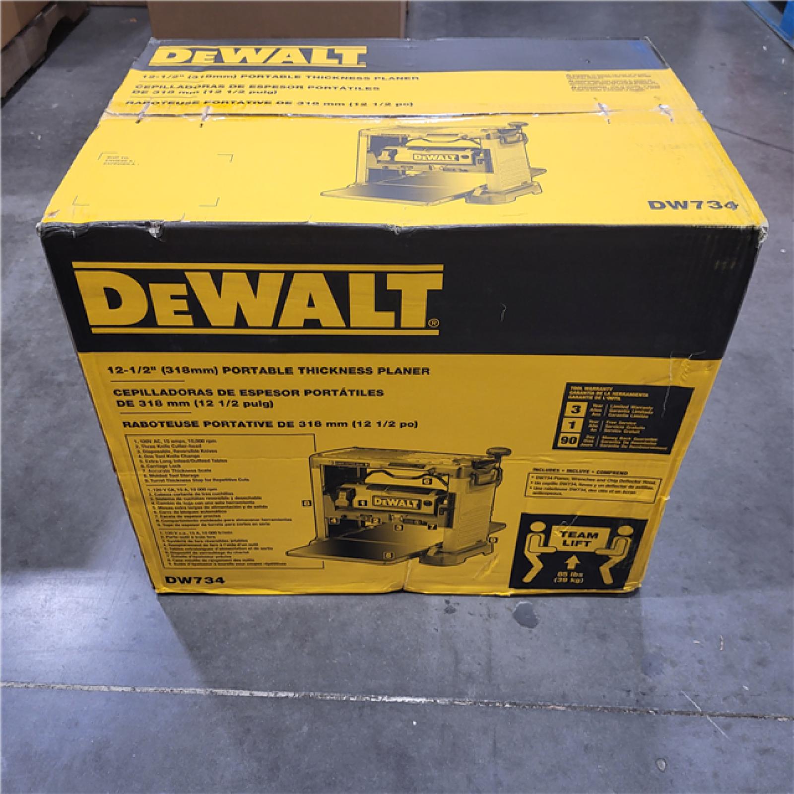 NEW! DEWALT 15 Amp Corded 12.5 in. Bench Planer