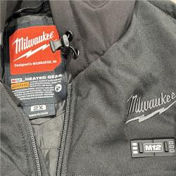 AS-IS Milwaukee Men's M12 Heated AXIS Jacket