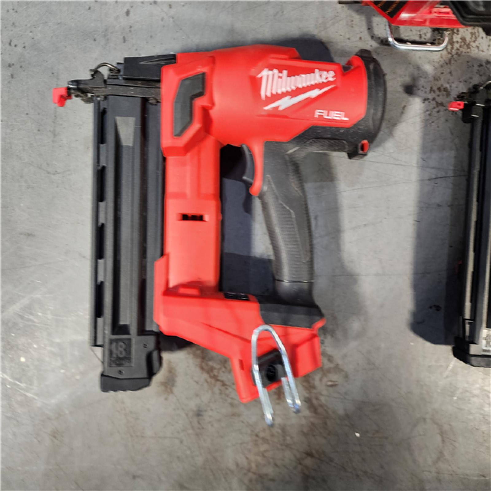 HOUSTON LOCATION - AS-IS MILWAUKEE 3 TOOL KIT