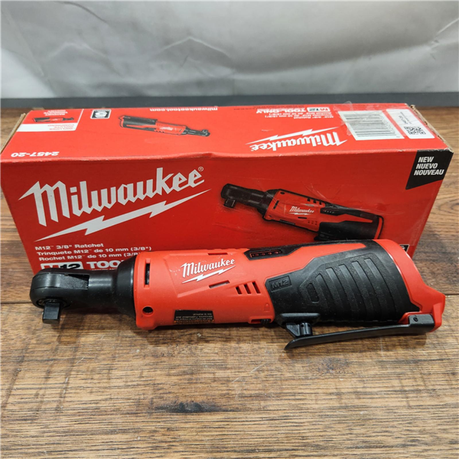 AS-IS Milwaukee M12 Cordless 3/8 in. Ratchet (Tool Only)