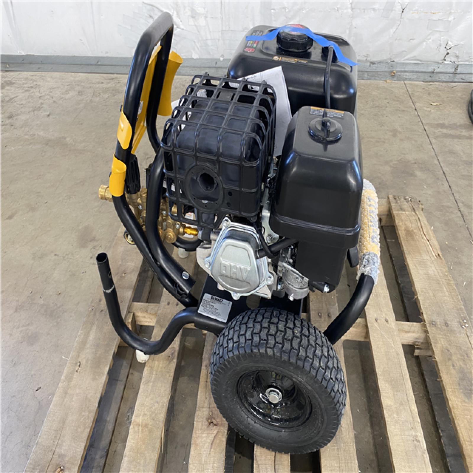 Houston Location - AS-IS Dewalt 4400 Psi 4.0 Gpm Pressure Washer