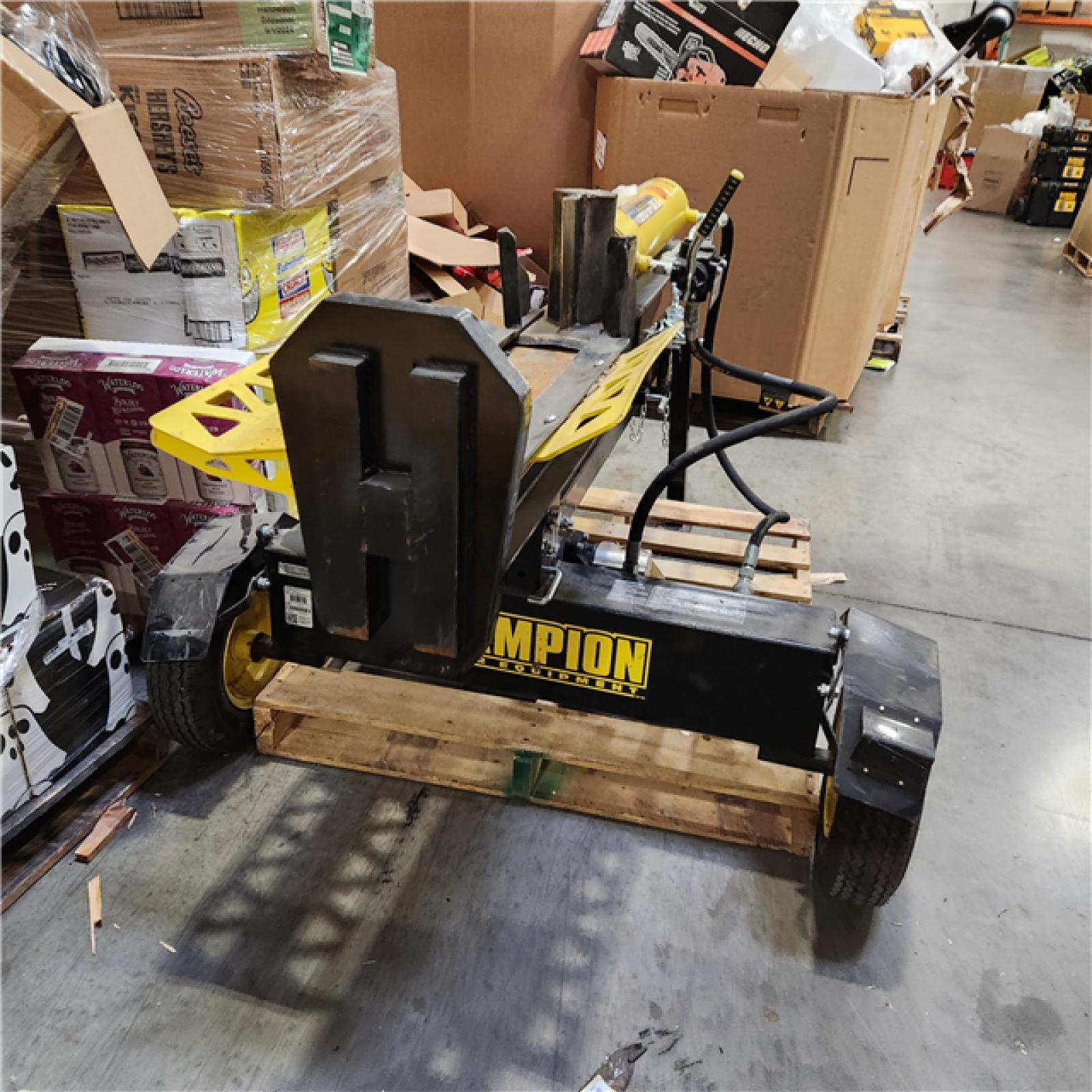 Dallas Location - As-Is Champion 37 Ton Log Splitter