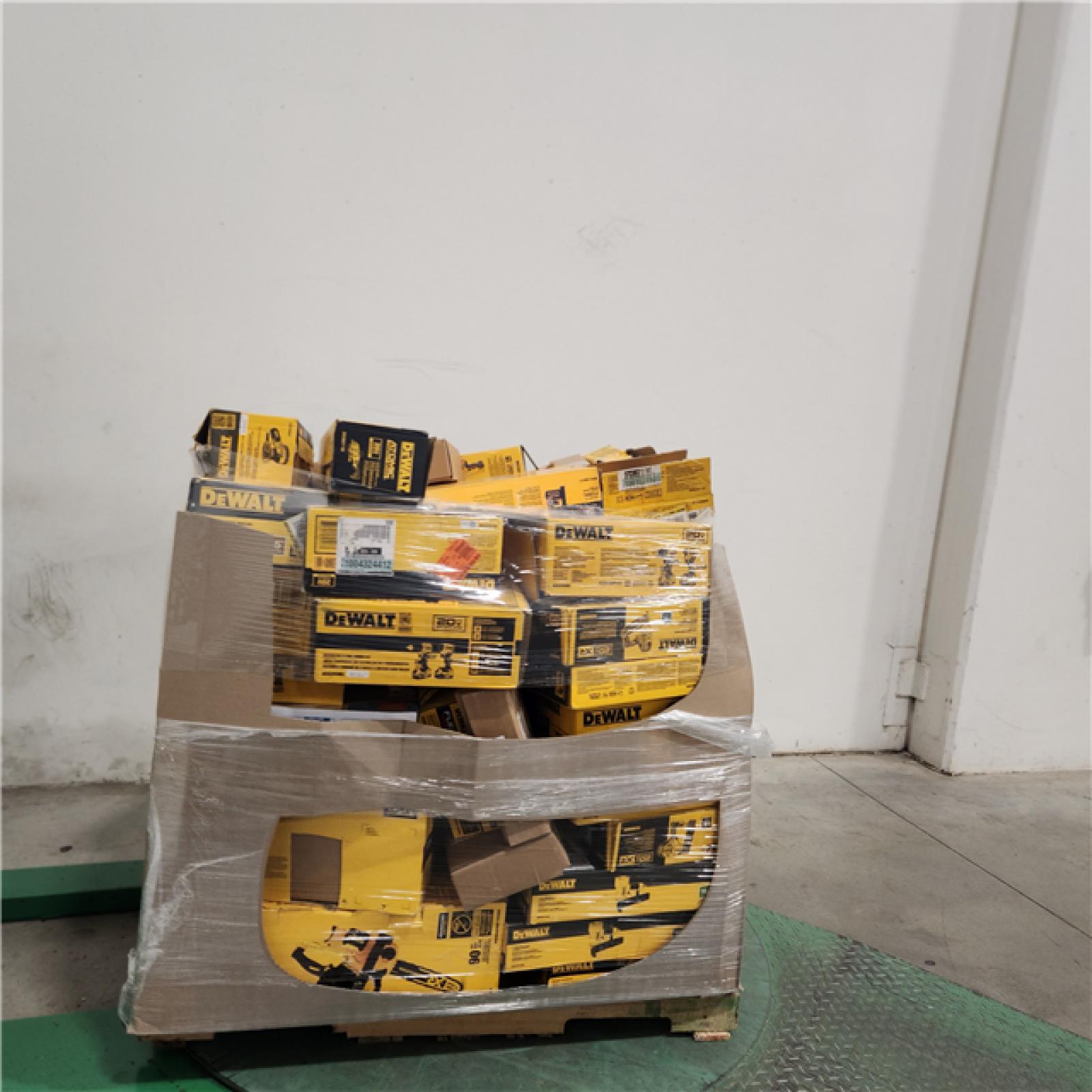 DALLAS LOCATION AS IS DEWALT TOOL PALLET