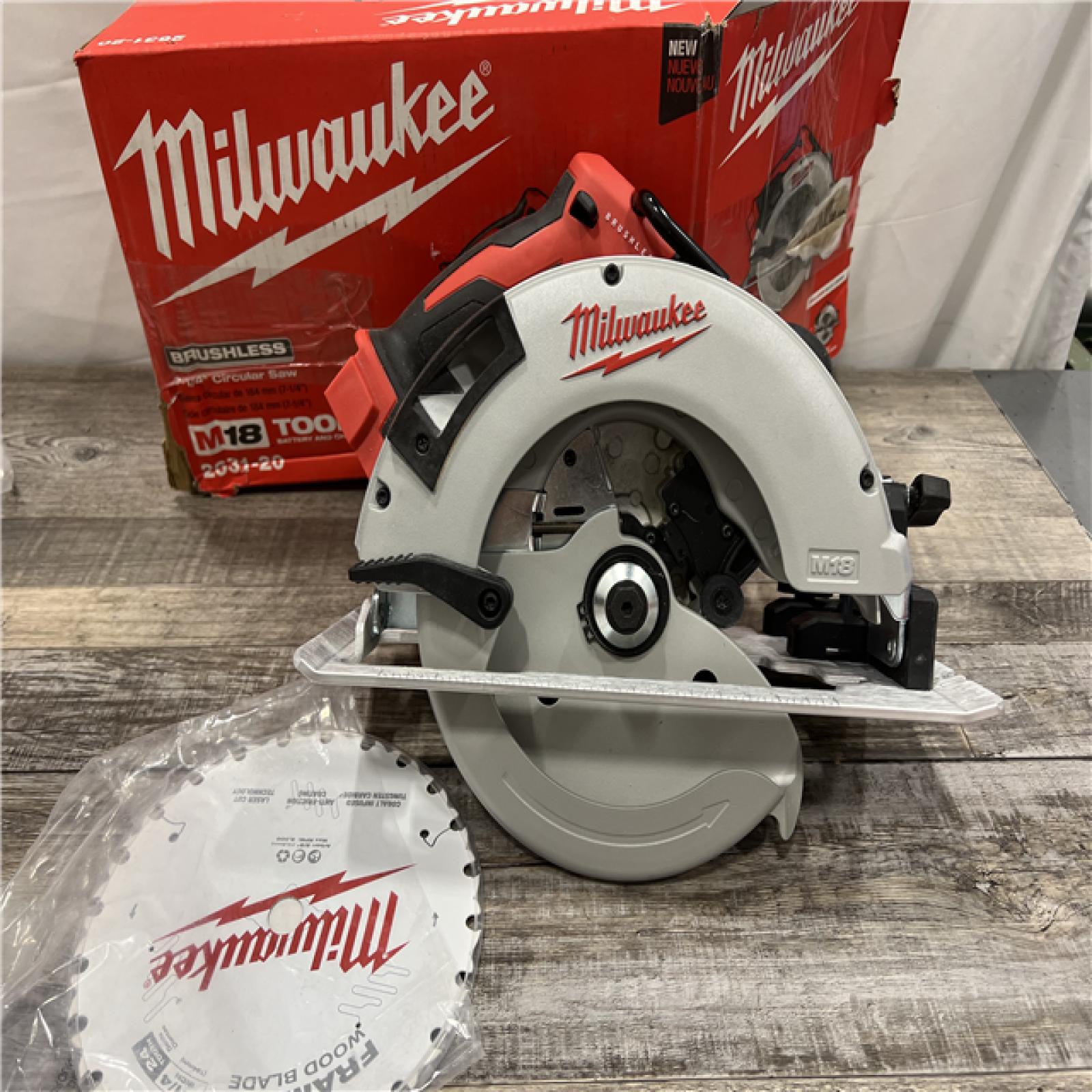 AS-IS Milwaukee M18 7-1/4  18V Brushless Circular Saw 2631-20 (Bare Tool)