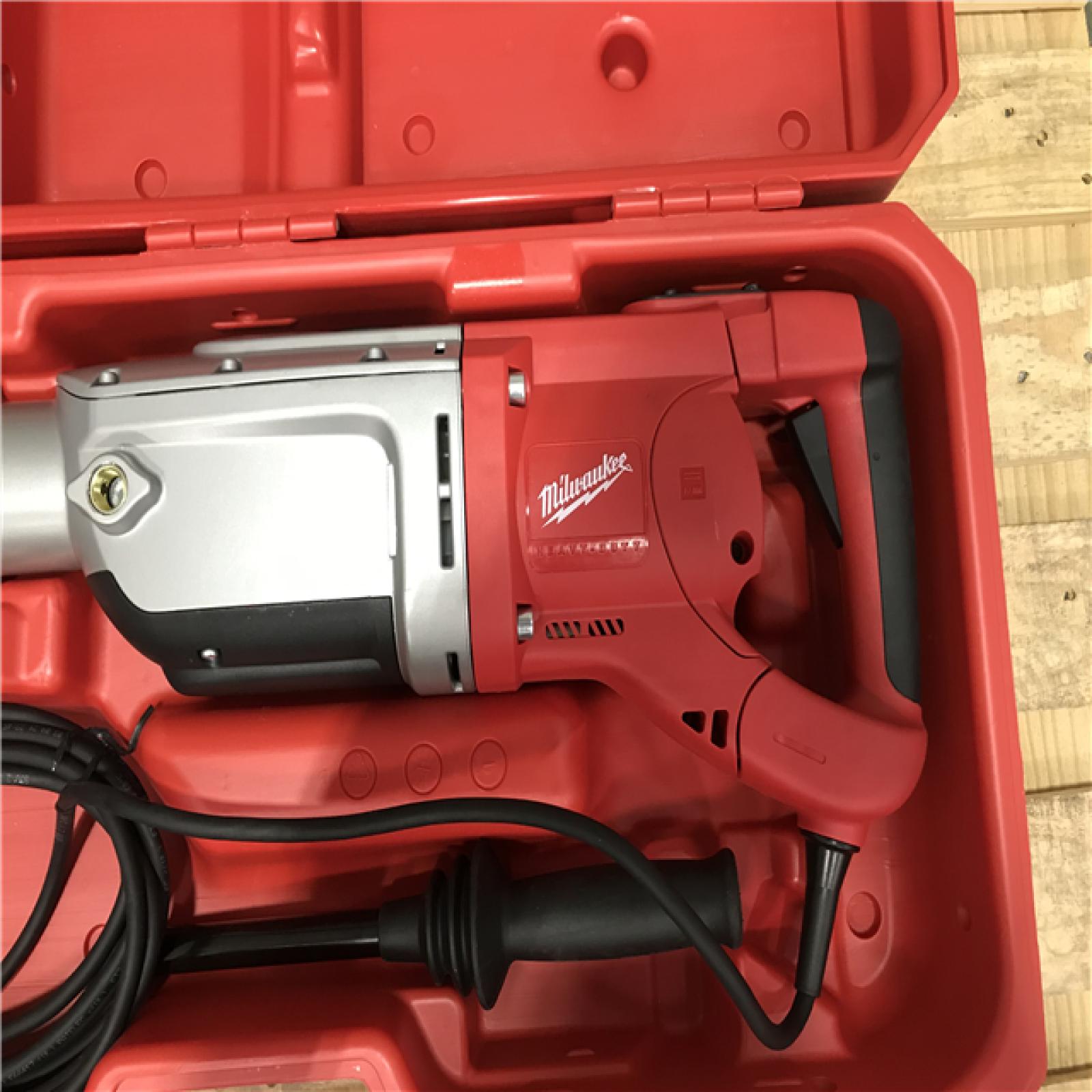 California AS-IS Milwaukee 15 Amp Corded 2 in. SDS-Max Rotary Hammer