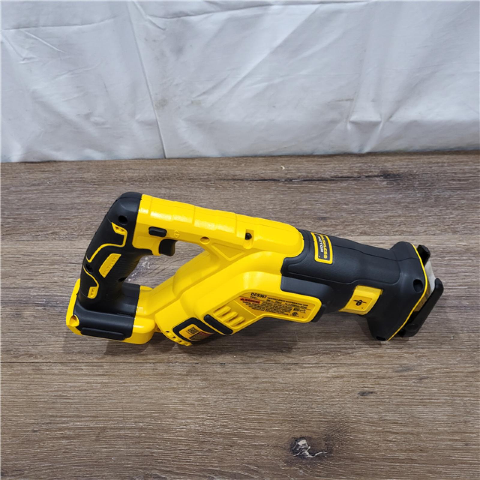 AS-IS 20-Volt MAX XR Lithium-Ion Cordless Brushless Compact Reciprocating Saw (Tool-Only)