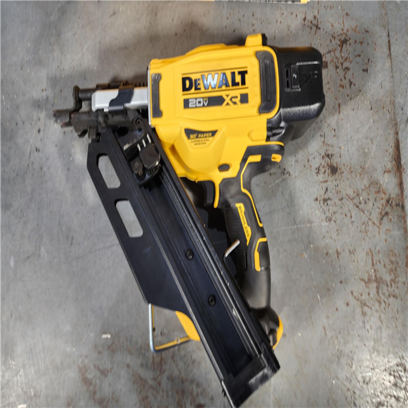 HOUSTON LOCATION - AS-IS DEWALT 20-Volt 30Â° Cordless Framing Nailer (Tool-Only)