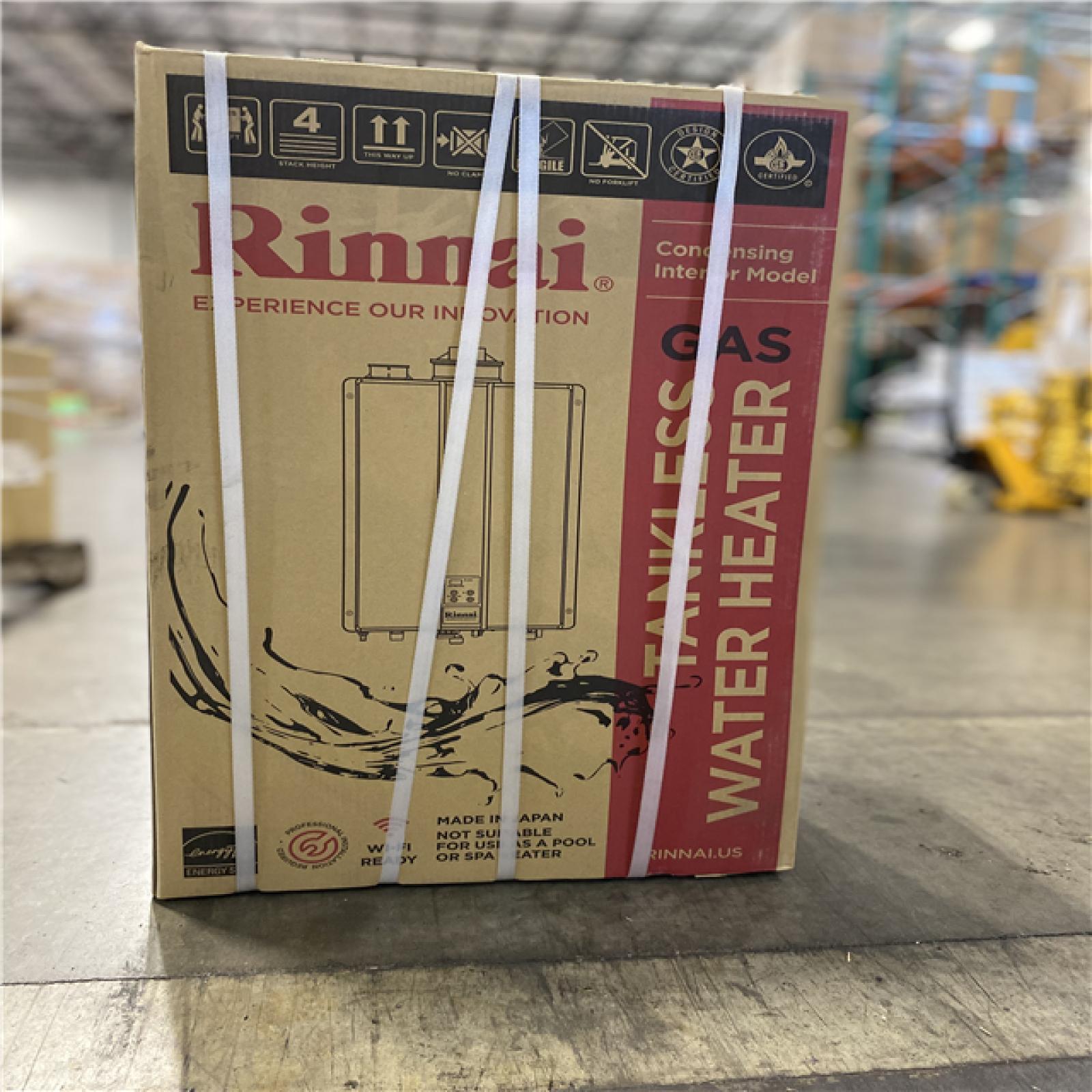 DALLAS LOCATION - Rinnai Super High Efficiency Plus 11 GPM Residential 199,000 BTU Interior Natural Gas Tankless Water Heater