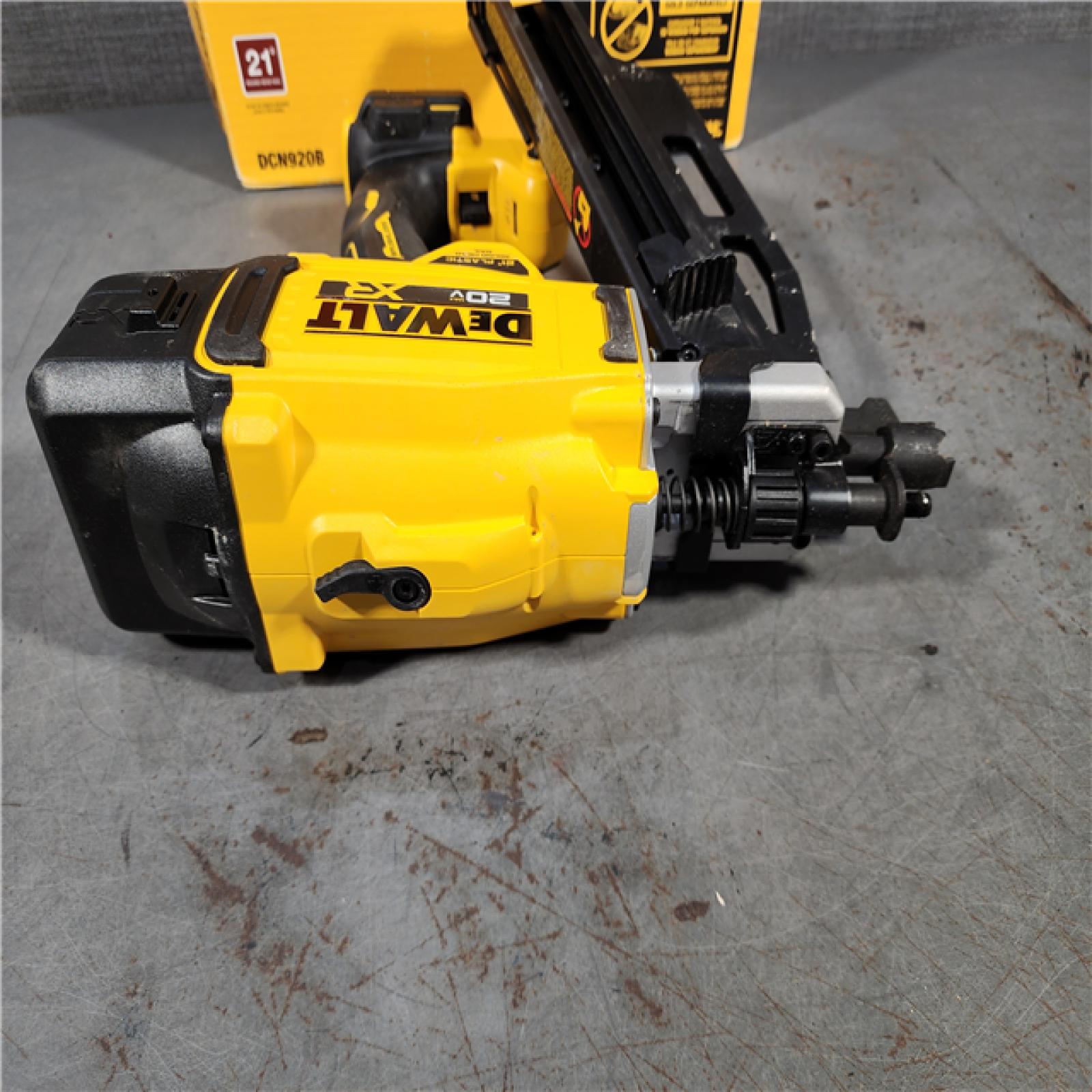 HOUSTON LOCATION - AS-IS DEWALT 20-Volt 21Â° Cordless Framing Nailer (Tool-Only)