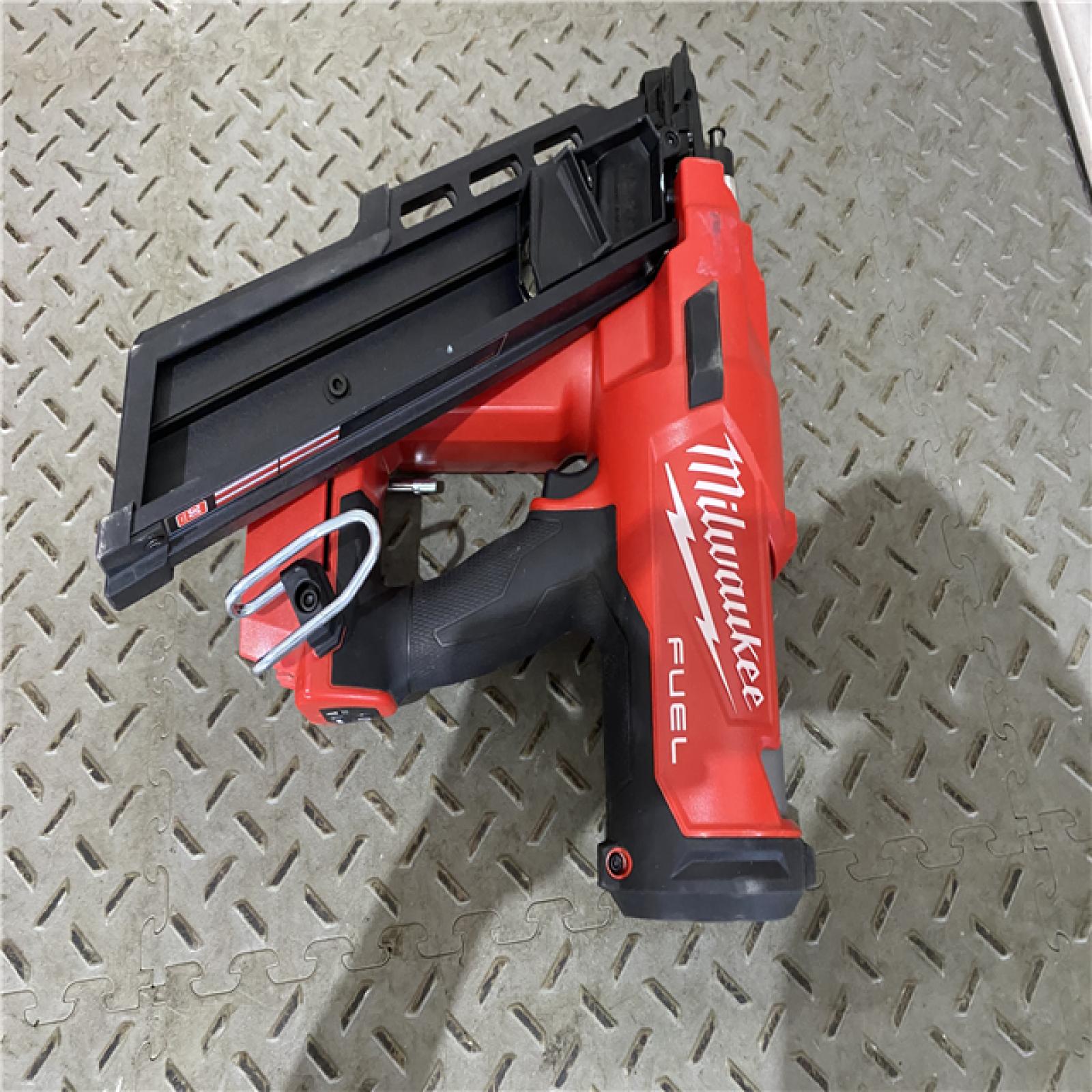 Houston location AS-IS Milwaukee 2745-20 30-Degree 3-1/2 Paper Collated M18 FUEL Cordless Framing Nailer (Tool Only)