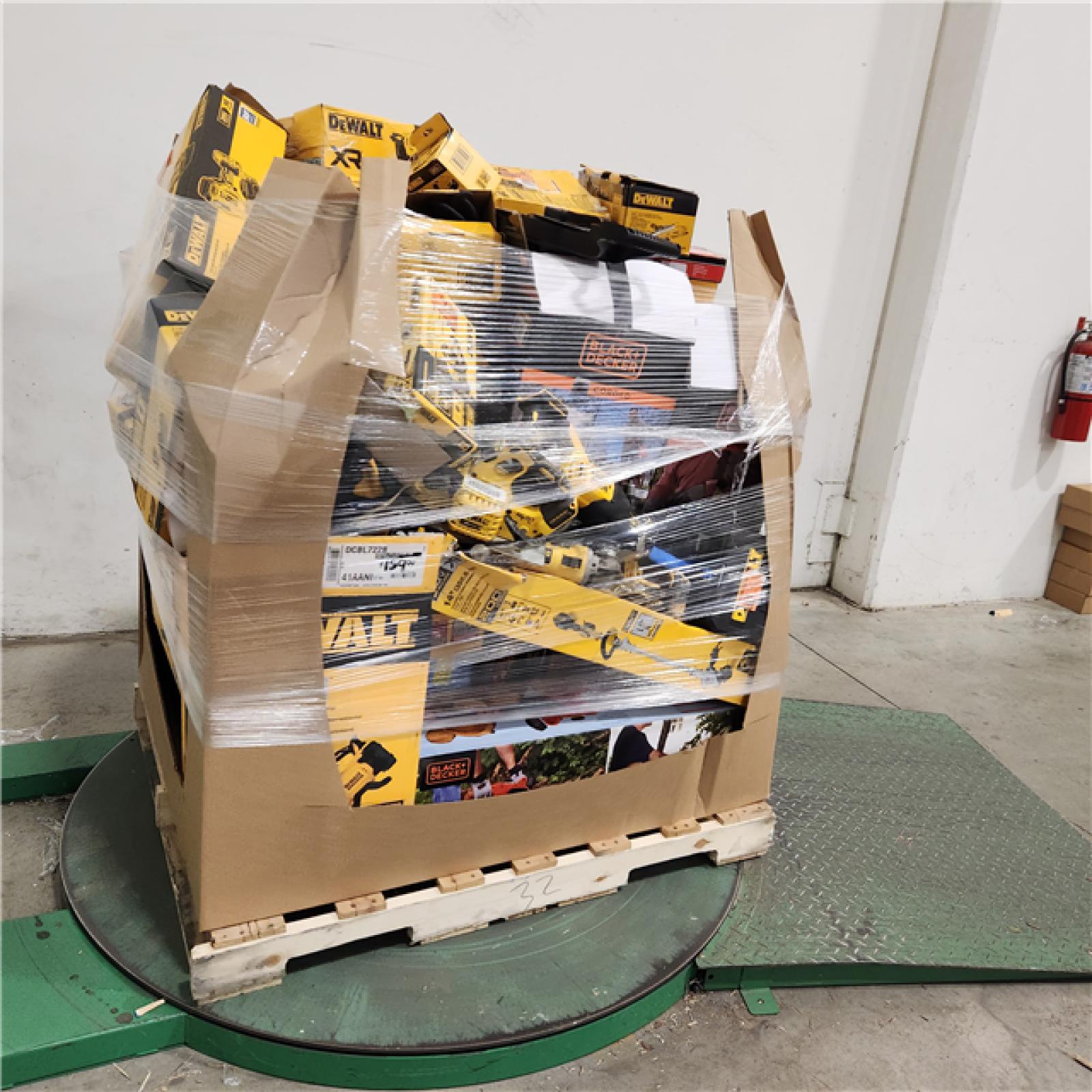 Dallas Location - As-Is DEWALT Tool Pallet