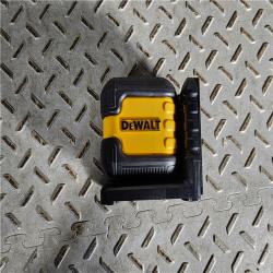 HOUSTON LOCATION - AS-IS (APPEARS LIKE NEW) DEWALT 55 ft. Green Self-Leveling Cross Line Laser Level with (2) AA Batteries & Case