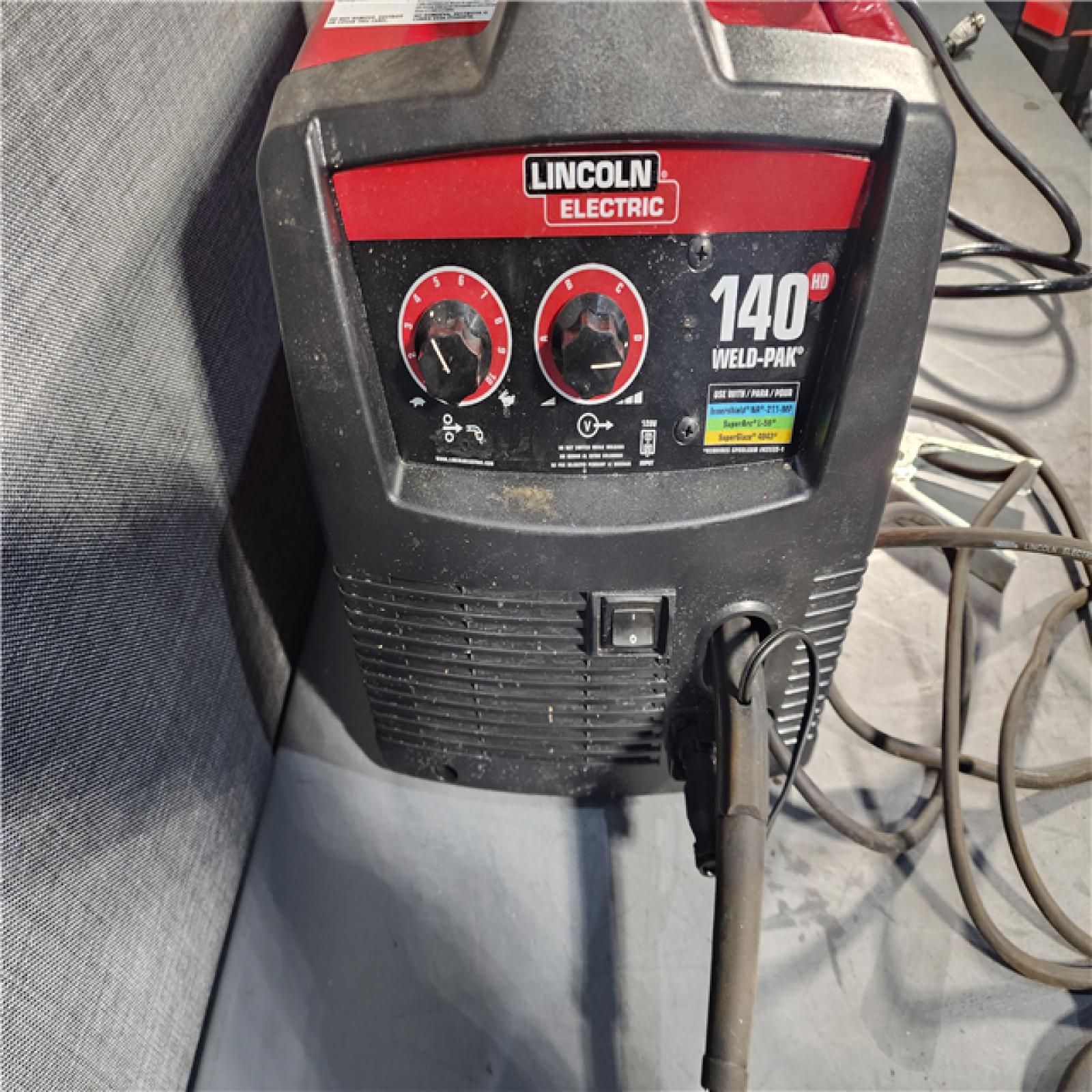 HOUSTON LOCATION - AS-IS Lincoln Electric Welders K2697-1 Easy Mig 140 120 Volt AC Compact Wire Welder