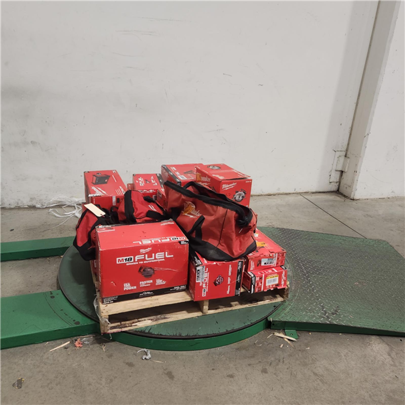 Dallas Location - As-Is MILWAUKEE Tool Pallet