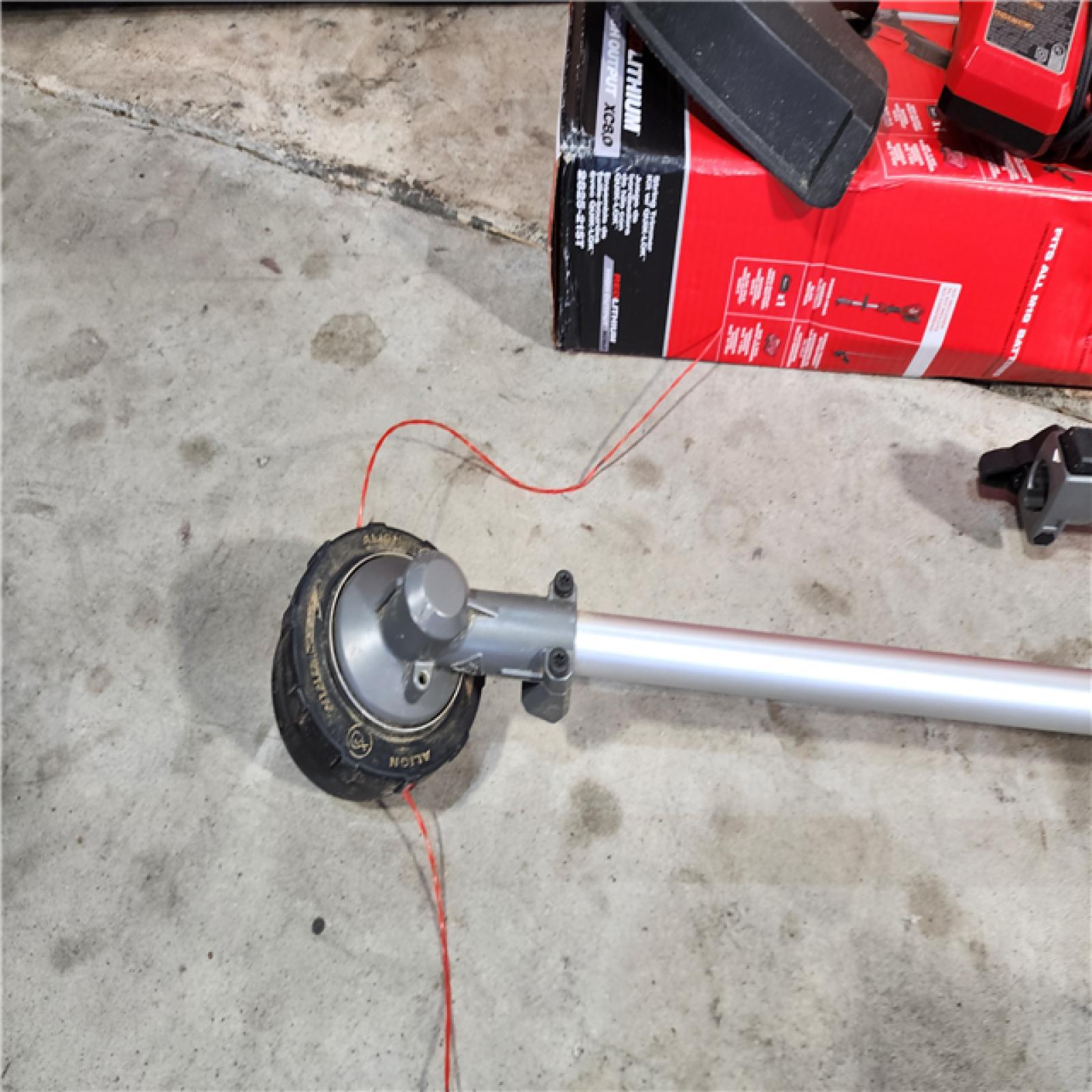 HOUSTON LOCATION - AS-IS M18 FUEL 18V Lithium-Ion Brushless Cordless String Trimmer with QUIK-LOK Attachment Capability and 8.0 Ah Battery