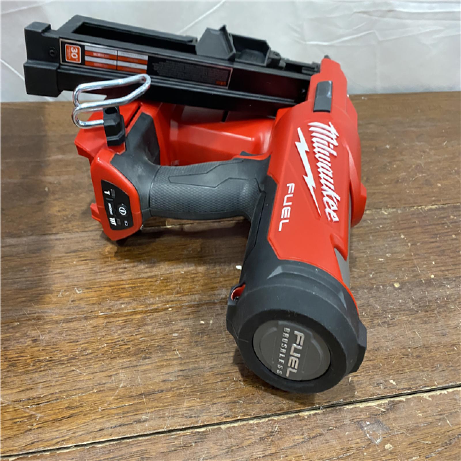 AS-ISMilwaukee M18 FUEL 30 Degree Framing Nailer