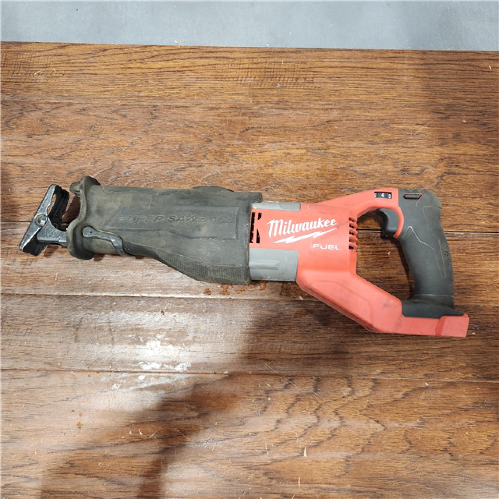 AS-IS Milwaukee M18 Fuel 18V Brushless Super Sawzall Reciprocating Saw 2722-20 (Bare Tool)