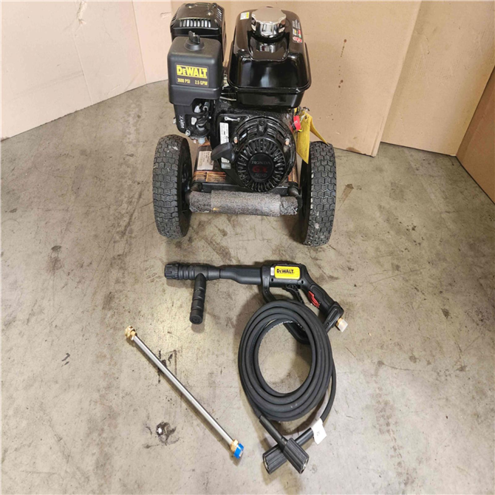 Phoenix Location Like NEW Condition DEWALT 3600 PSI 2.5 GPM Cold ...