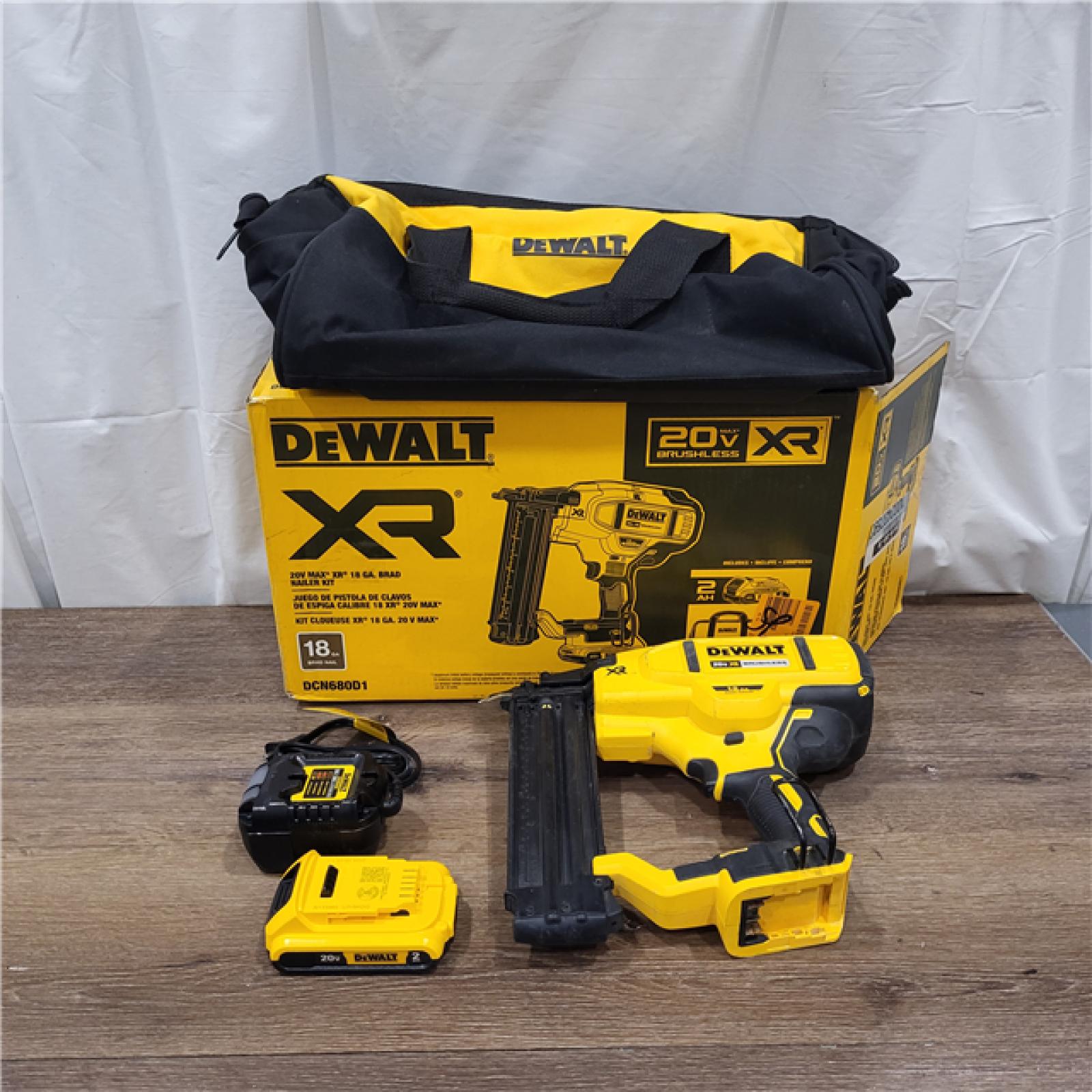 AS-IS DEWALT 20V MAX XR 18 Gauge Brad Nailer Kit