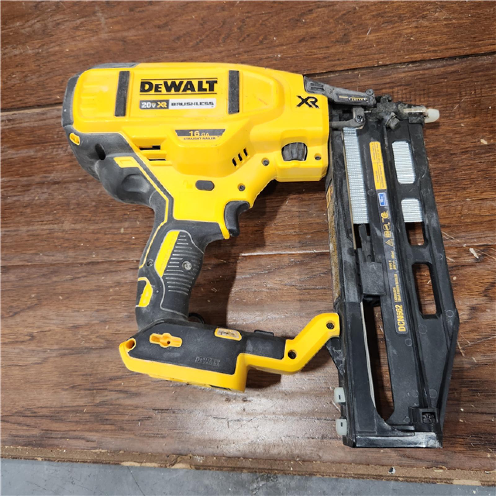 AS-IS 20V MAX XR 16-Gauge Lithium-Ion Cordless Finish Nailer (Tool Only)