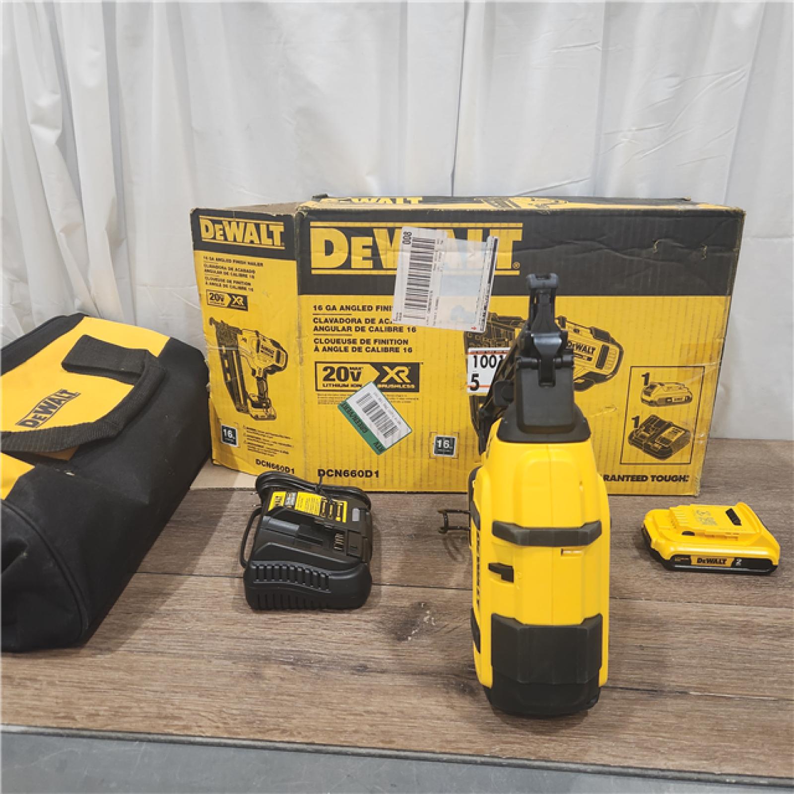 AS IS DeWalt DCN660D1 20V 16 Gauge Cordless Angled Finish Nailer Kit W/ 2Ah Battery