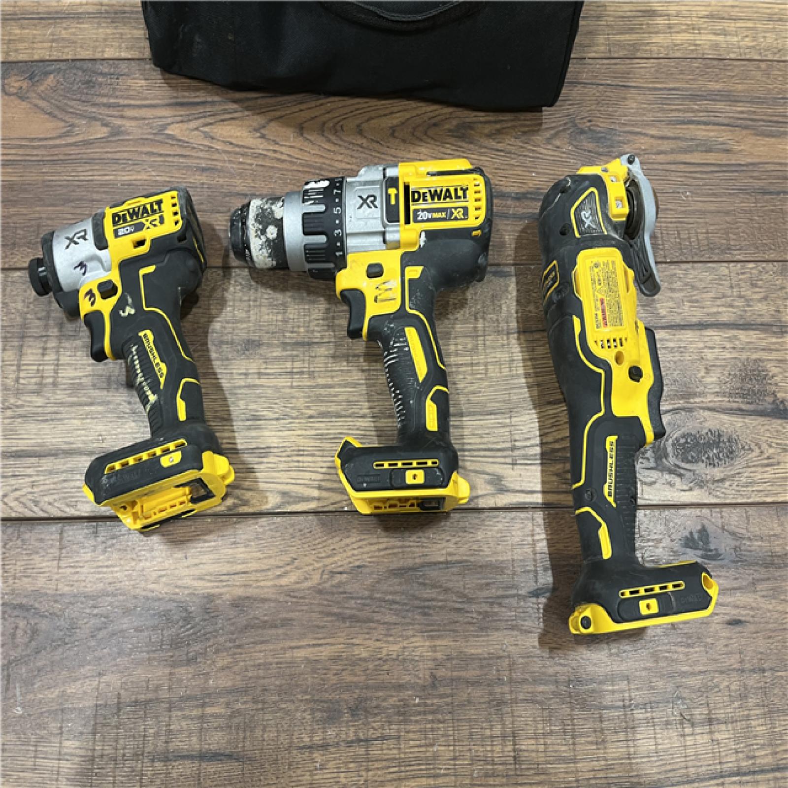 AS-IS DEWALT 20-Volt Lithium-Ion Cordless 3-Tool Combo Kit with FLEXVOLT 9 Ah and 20V 6 Ah Batteries and Charger