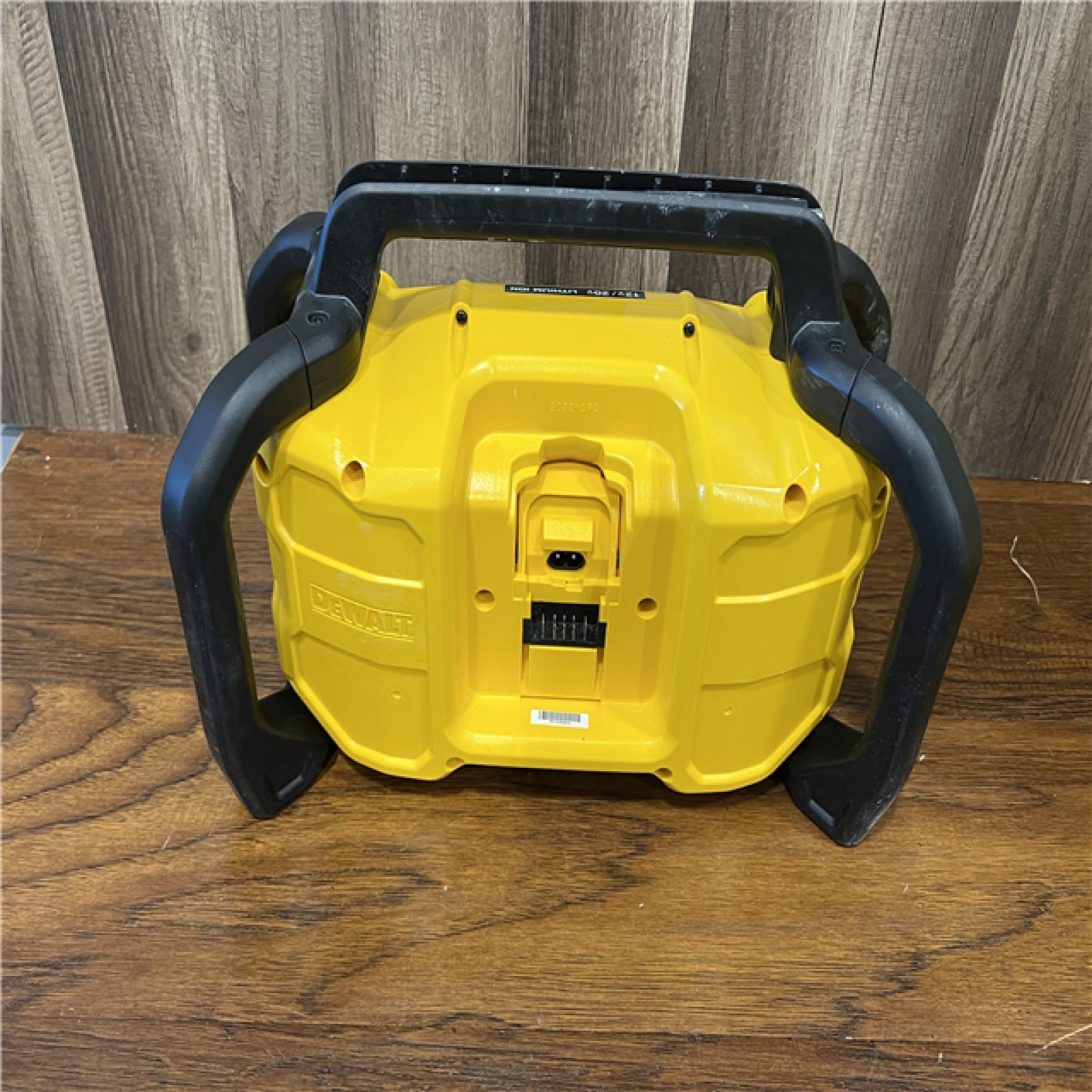 AS-IS DEWALT 20V MAX Compact Cordless Bluetooth Radio (Tool Only)