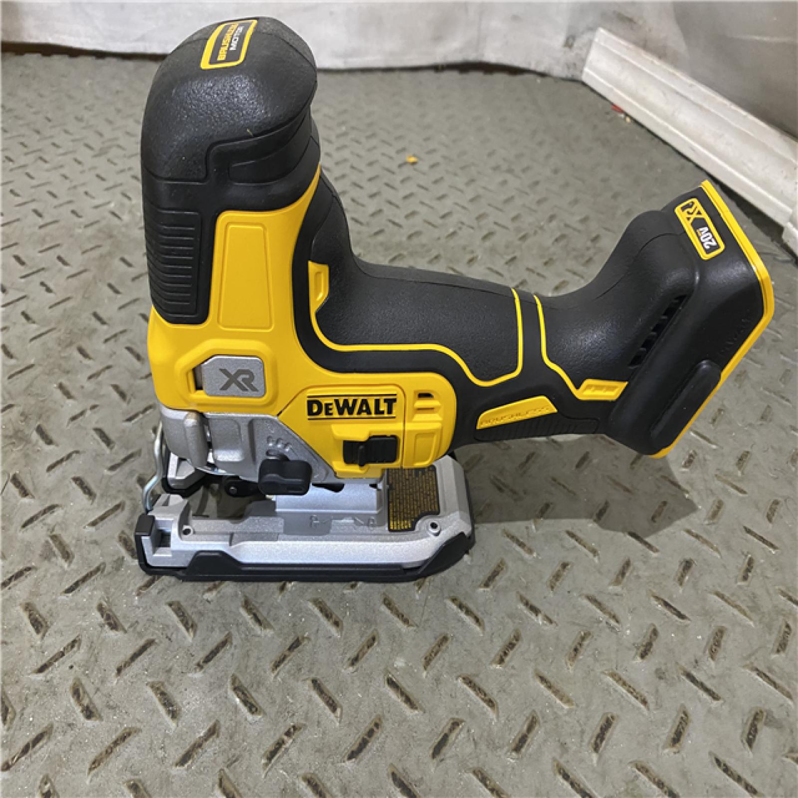 Houston location AS-IS DEWALT 20V MAX XR Cordless Barrel Grip Jigsaw (Tool Only)