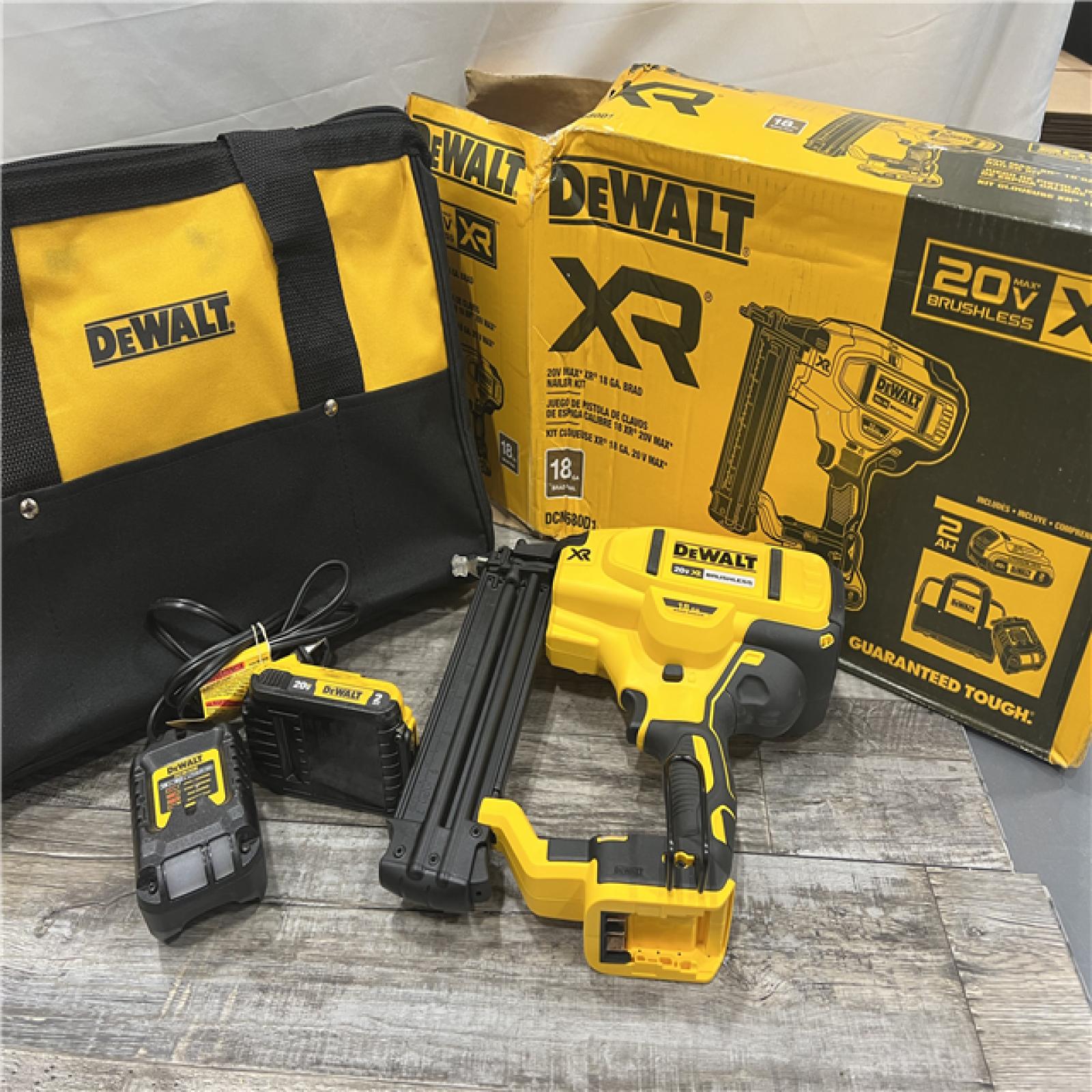 AS-IS DEWALT 20V MAX XR 18 Gauge Brad Nailer Kit