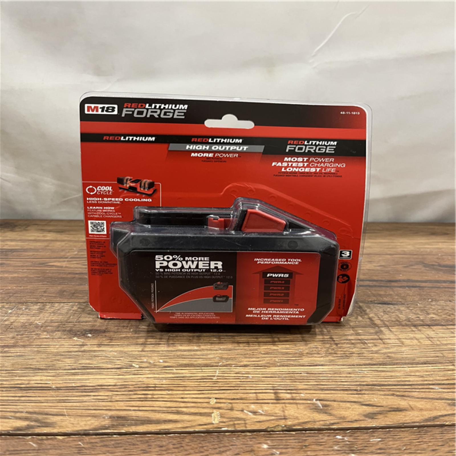 NEW! - Milwaukee M18 REDLITHIUM FORGE High Output 12.0Ah Battery Pack