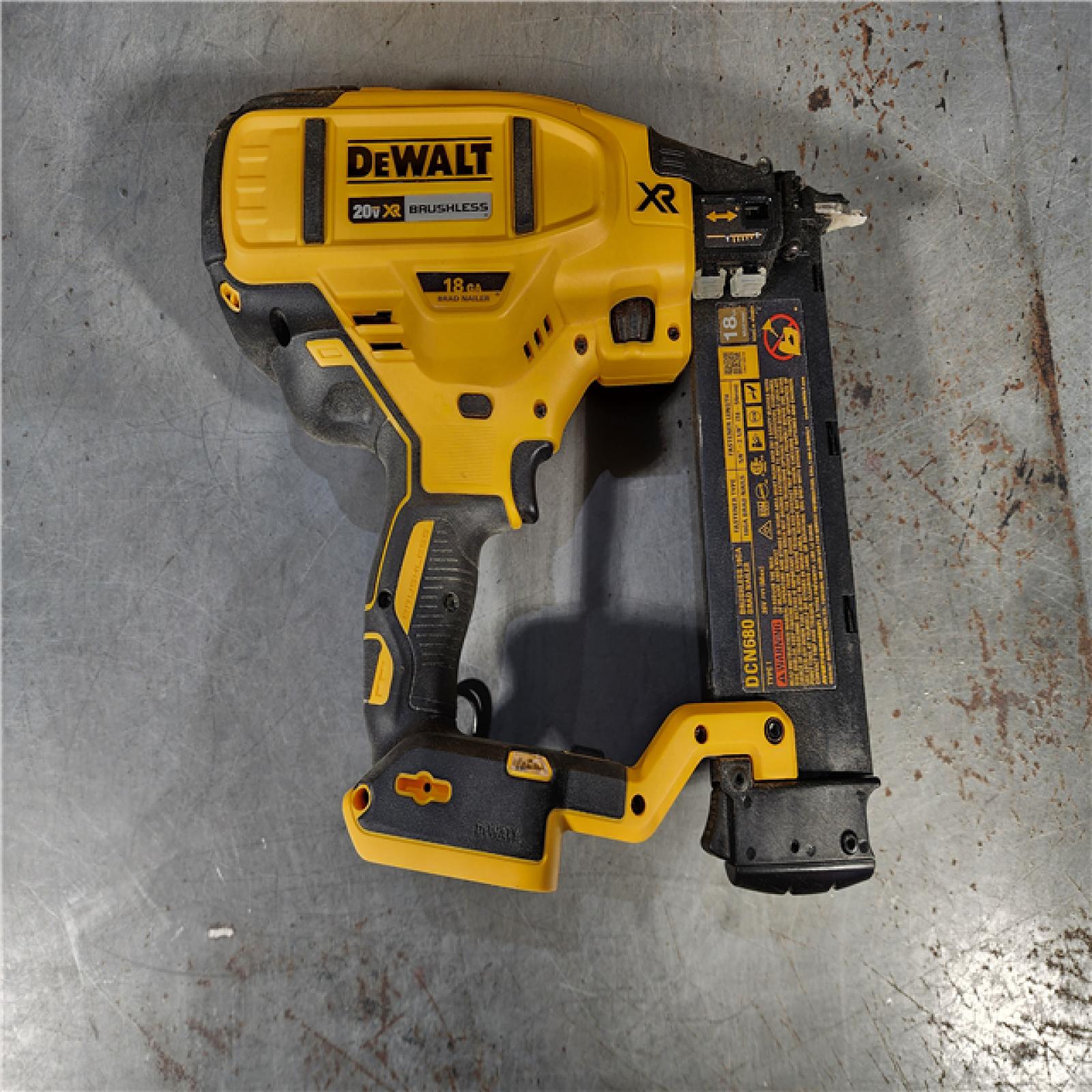 HOUSTON LOCATION - AS-IS DeWalt 20V MAX XR Lithium-Ion Electric Cordless 18-Gauge Brad Nailer (Tool Only)