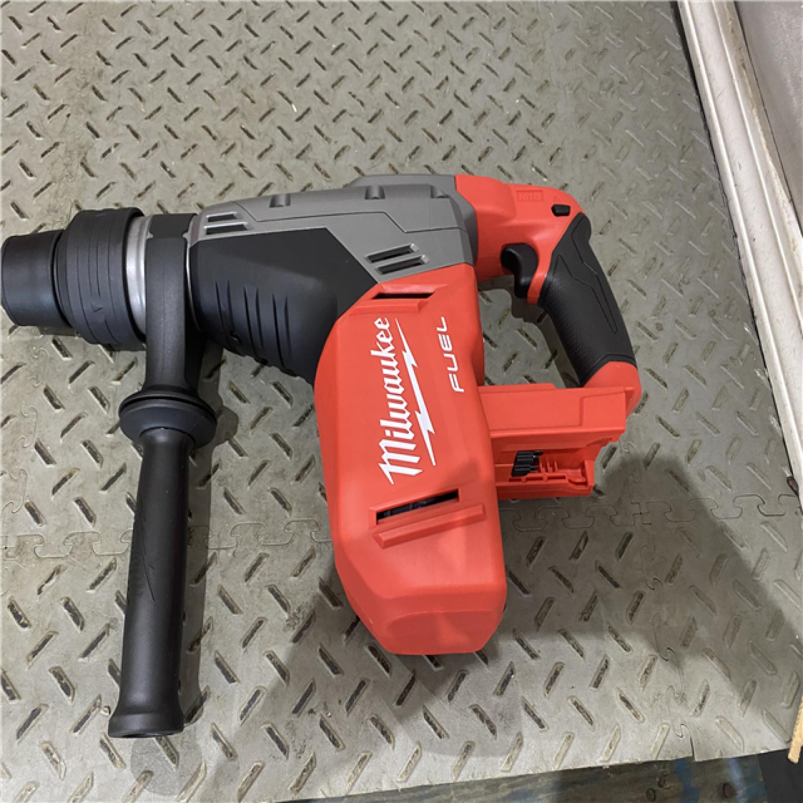 Houston location AS-IS MILWAUKEE M18 FUEL 18V Lithium-Ion Brushless Cordless 1-9/16 in. SDS-Max Rotary Hammer (Tool-Only)