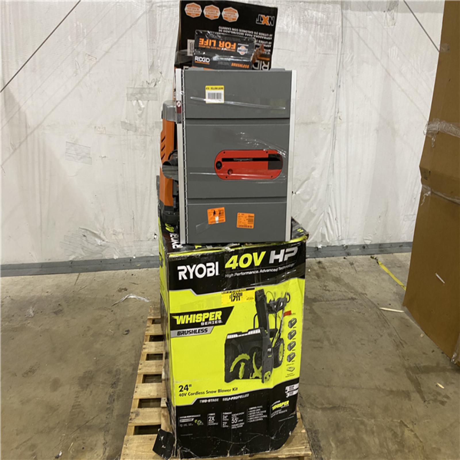 Houston Location AS IS - Tool Pallet