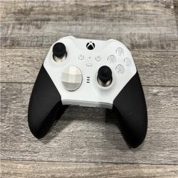 AS-IS Microsoft - Elite Series 2 Core Wireless Controller- White