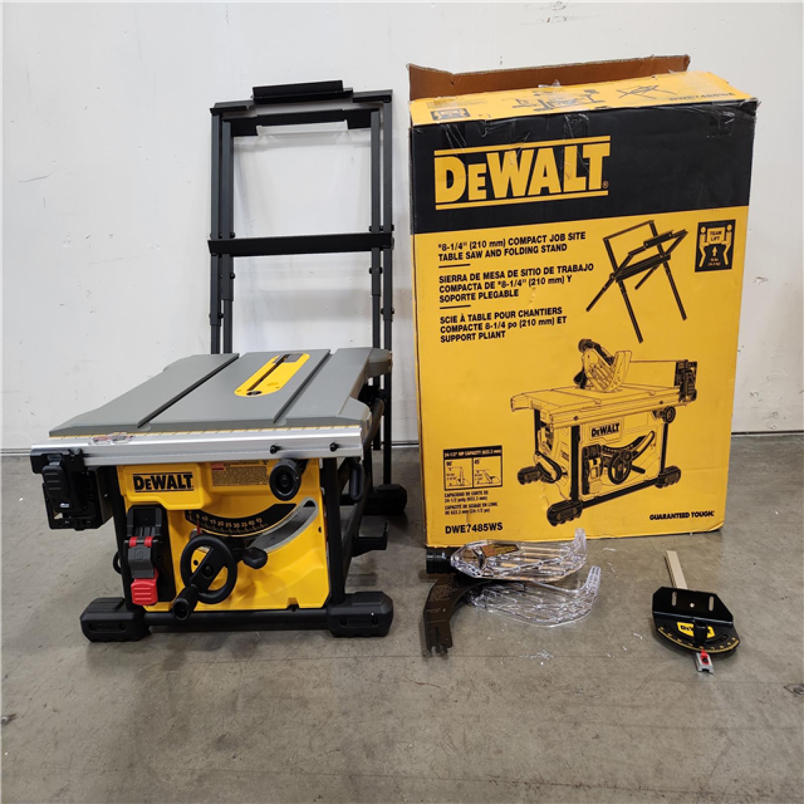 Phoenix Location NEW DEWALT 15 Amp Corded 10 In. Job Site Table Saw ...