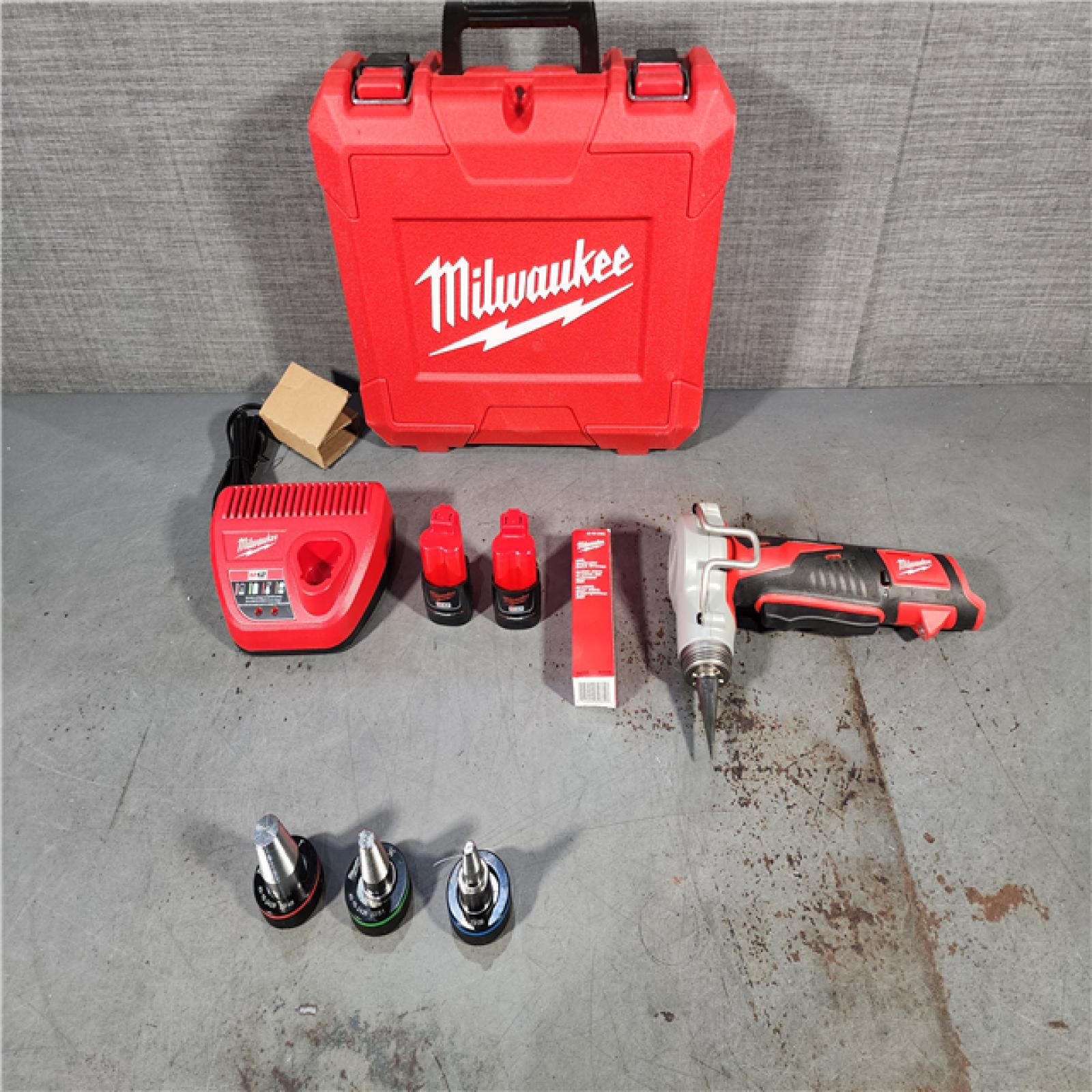 HOUSTON LOCATION - AS-IS (APPEARS LIKE NEW) M12 12-Volt Lithium-Ion Cordless PEX Expansion Tool Kit with (2) 1.5 Ah Batteries, (3) Expansion Heads and Hard Case