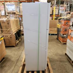 Phoenix Location Vissani 18 cu. ft. Top Freezer Refrigerator DOE in White