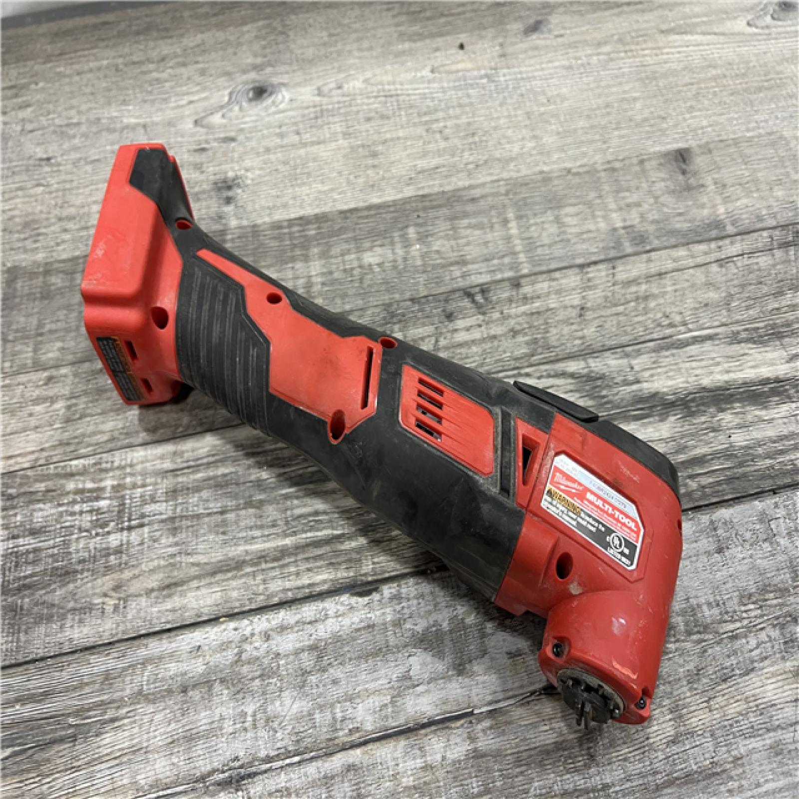 AS-IS Milwaukee 2626-20 M18 Lithium-Ion Cordless Multi-Tool (Tool Only)