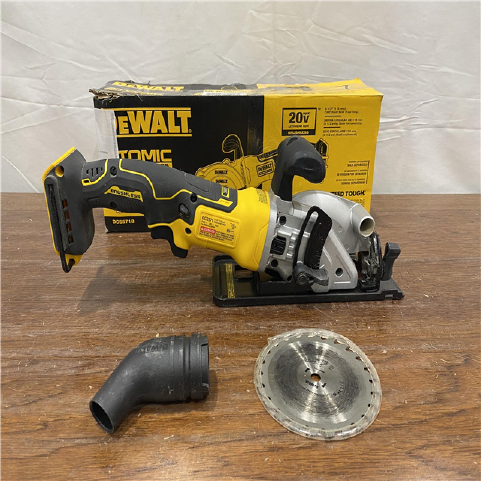 AS-IS DEWALT ATOMIC 20V MAX Cordless Brushless 4-1/2 in. Circular Saw (Tool Only)