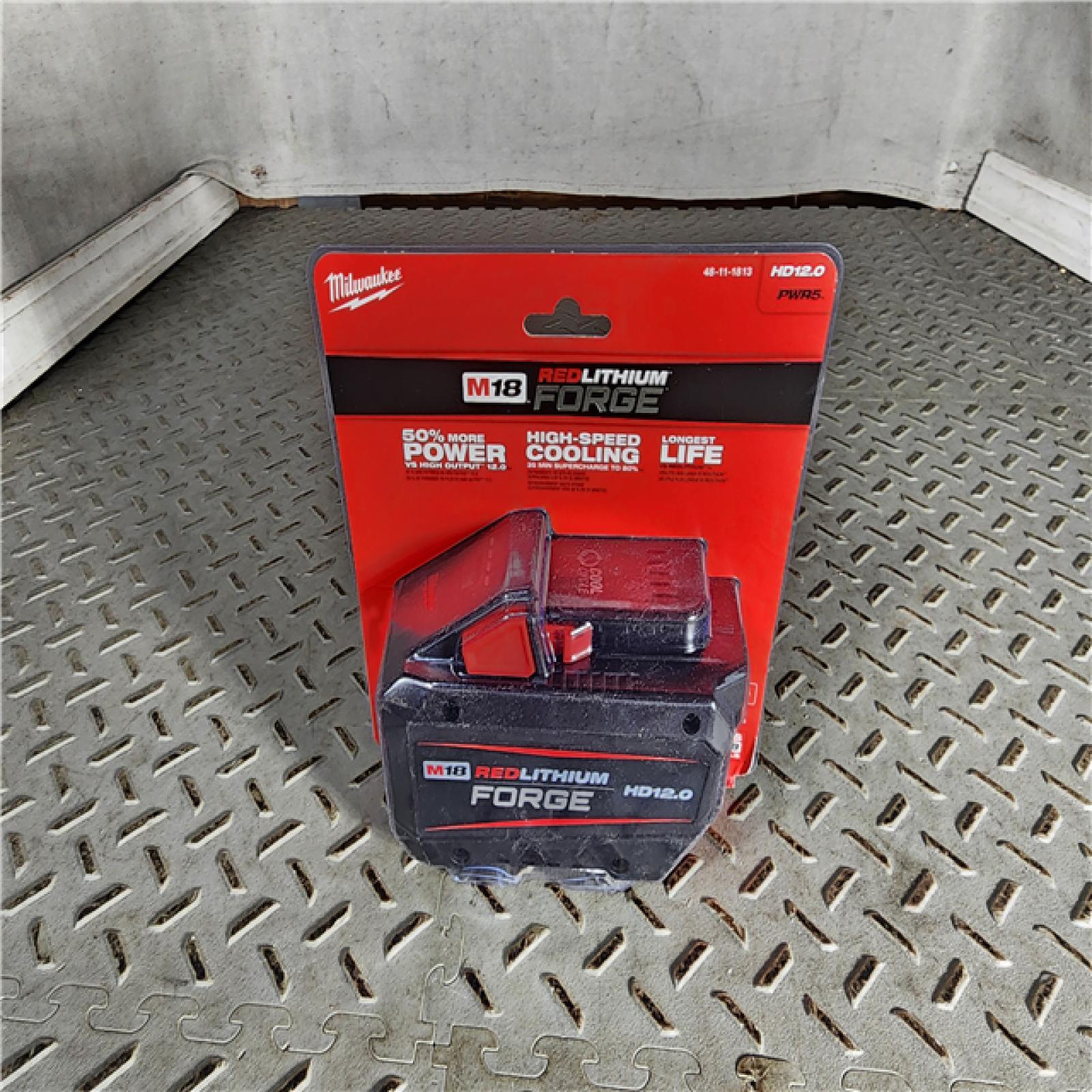 HOUSTON LOCATION - AS-IS (NEW) Milwaukee 48-11-1813 M18 REDLITHIUM FORGE High Output 12.0Ah Battery Pack